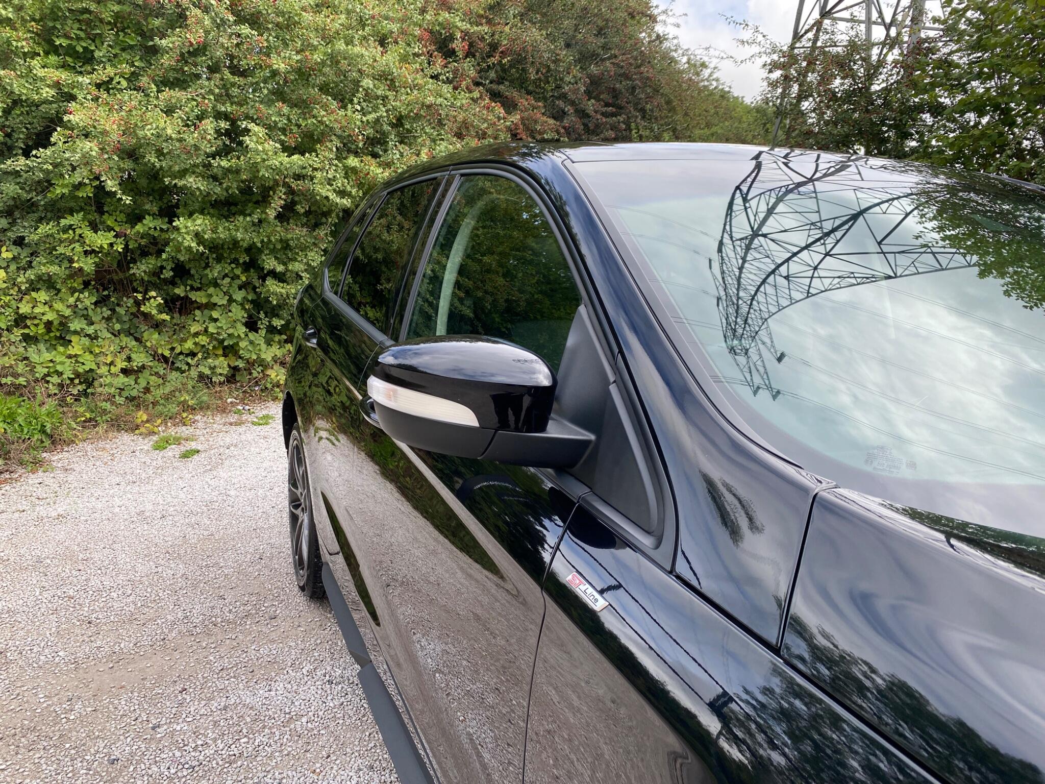 Ford Edge view 10