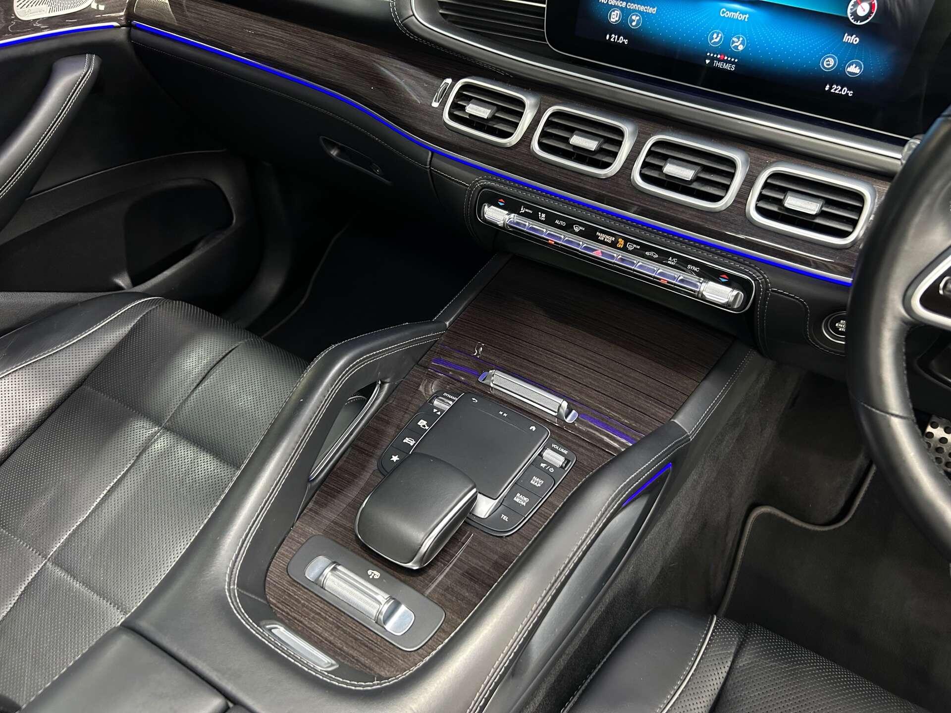 Mercedes-Benz GLS view 43