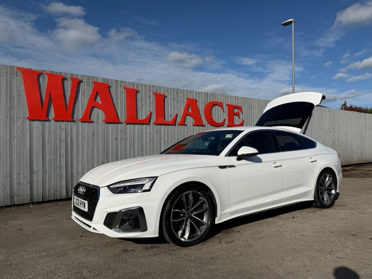 Audi A5 view 14