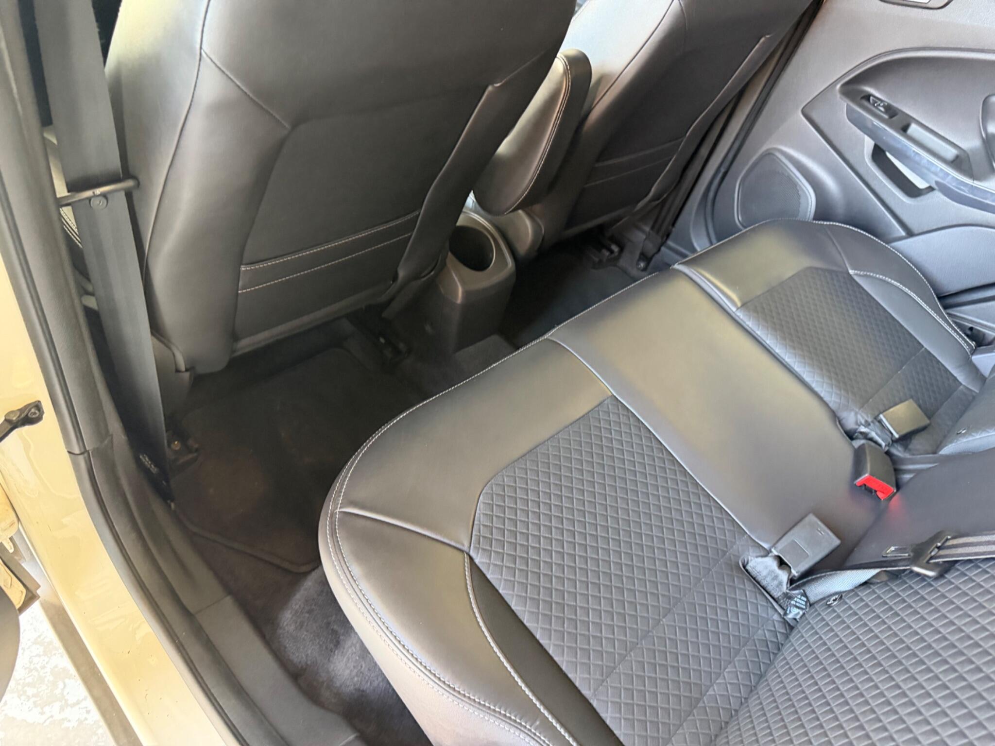 Ford Ecosport view 78