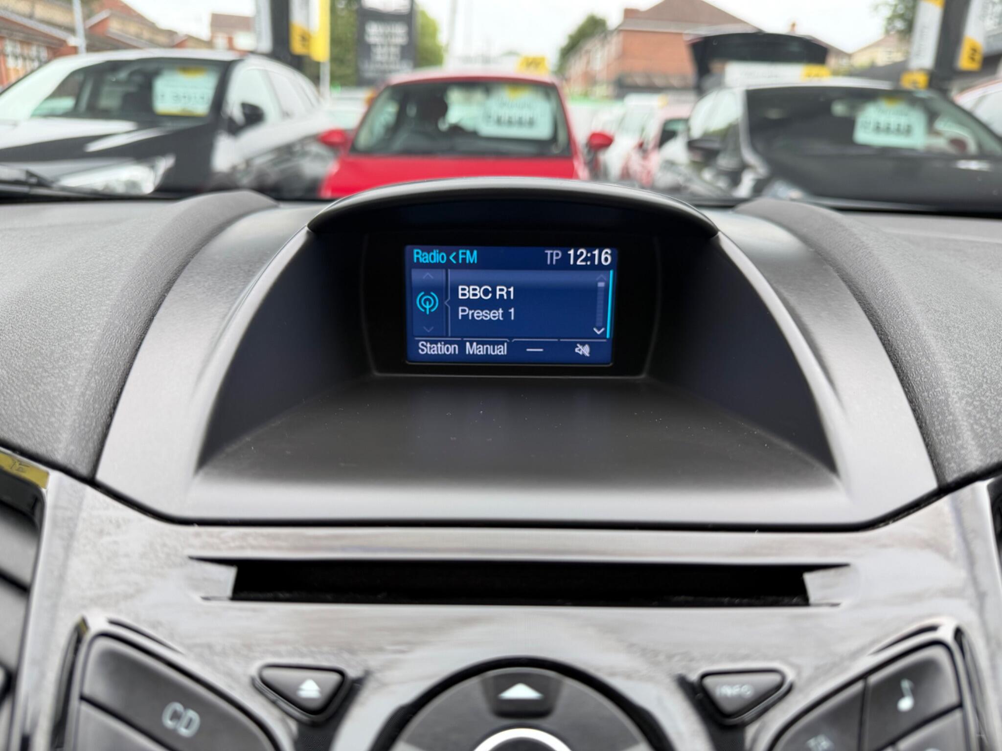 Ford Fiesta view 46