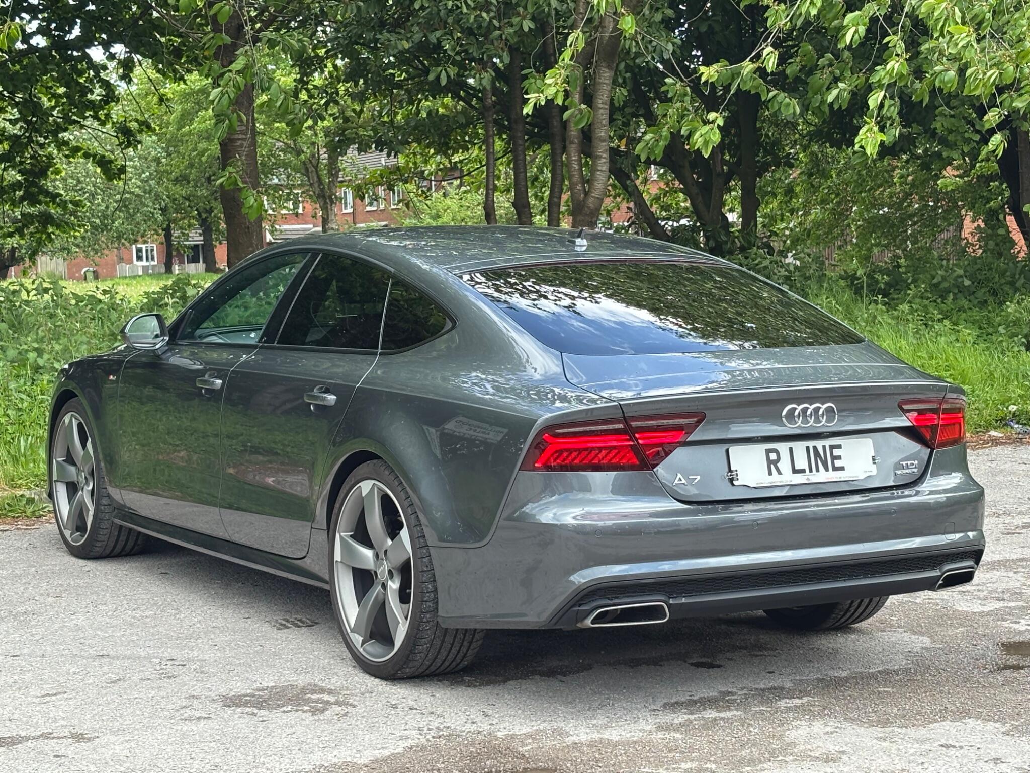 Audi A7 view 12