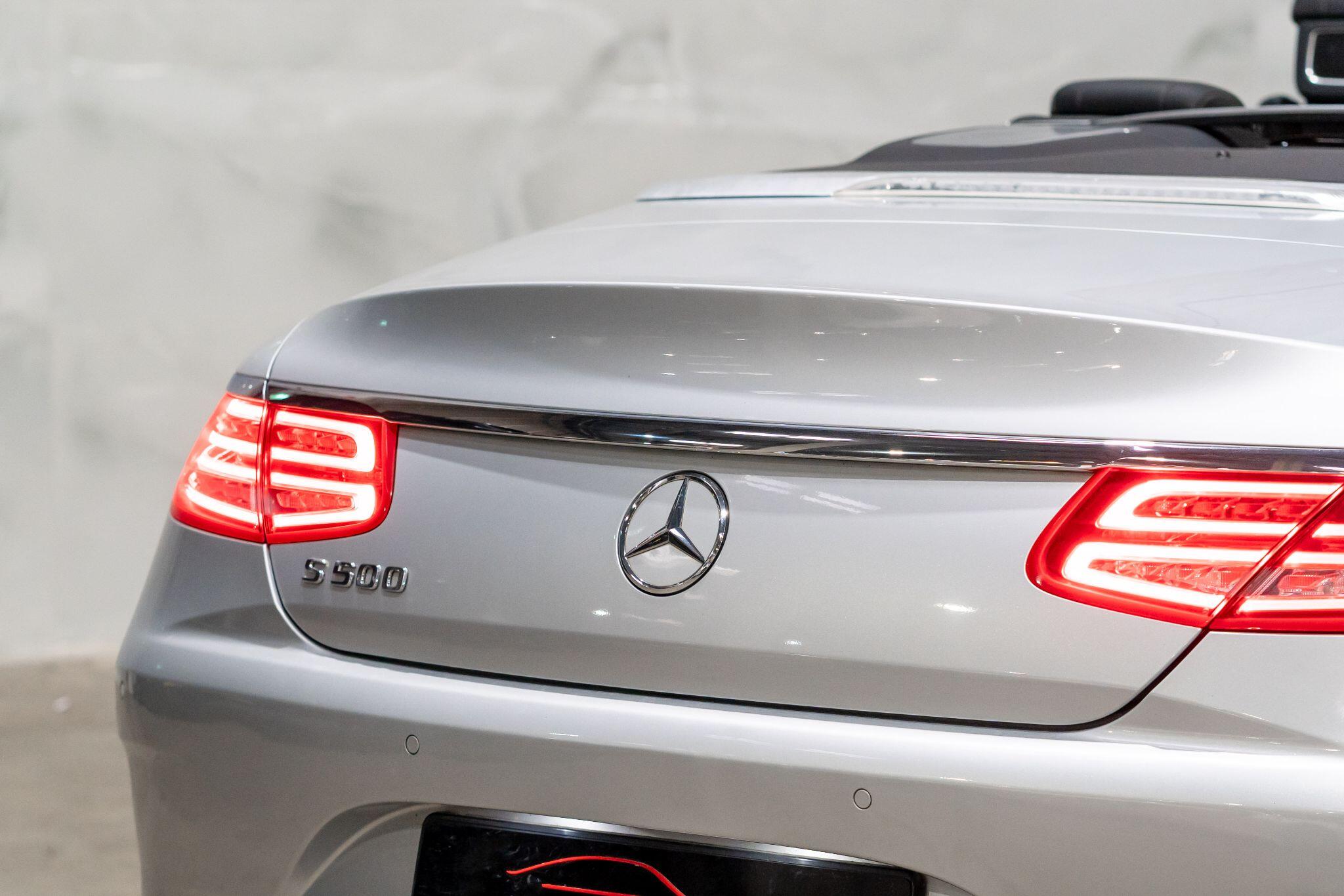 Mercedes-Benz S-Class view 43