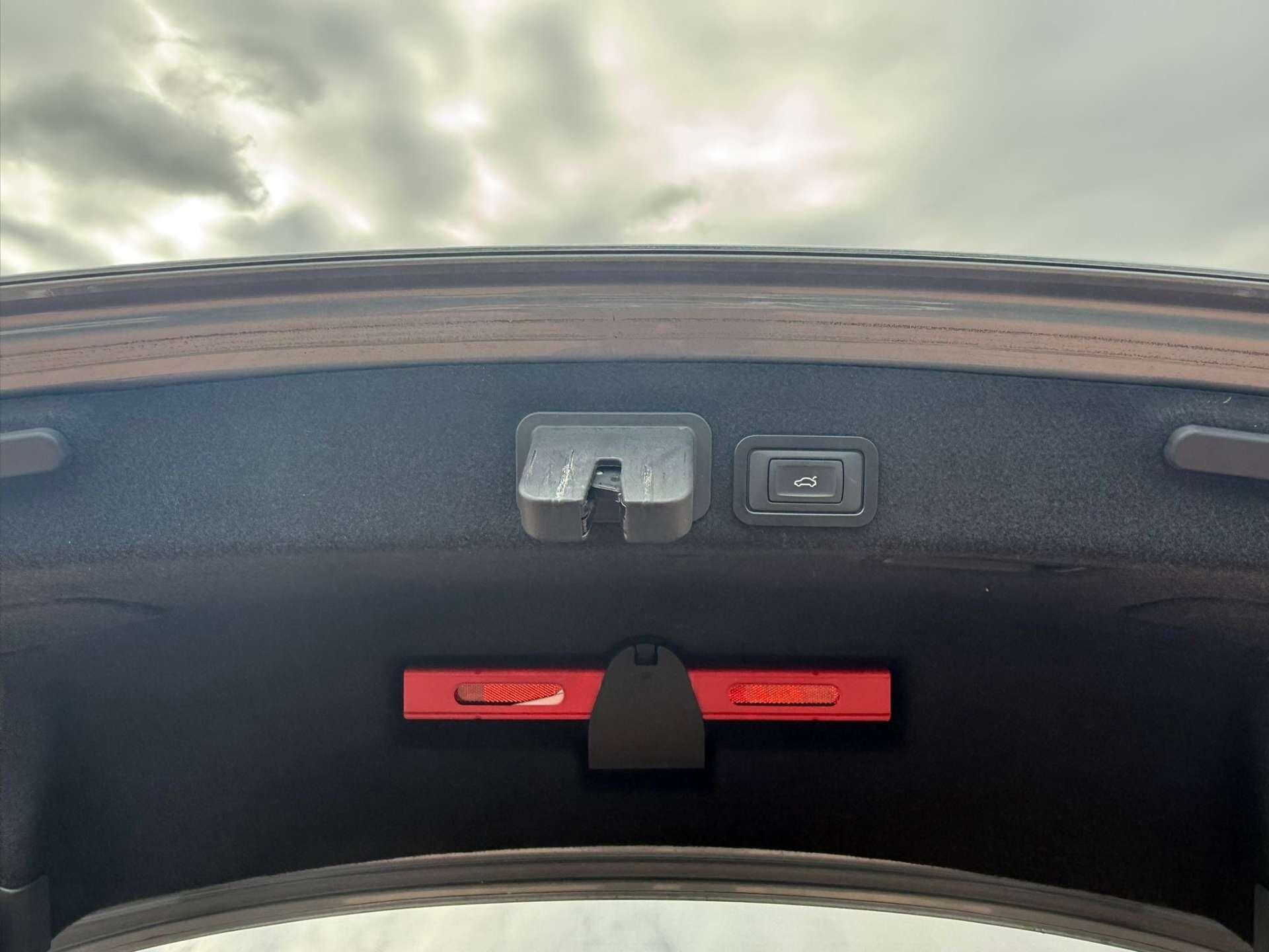 Audi A6 view 40