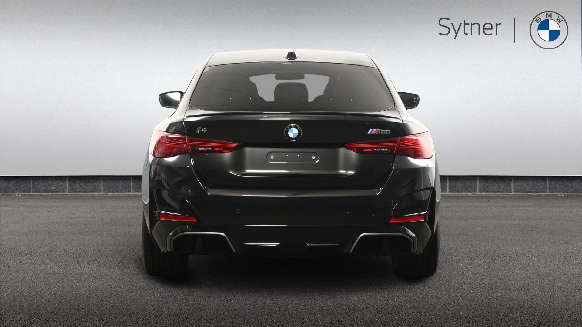 BMW i4 view 25