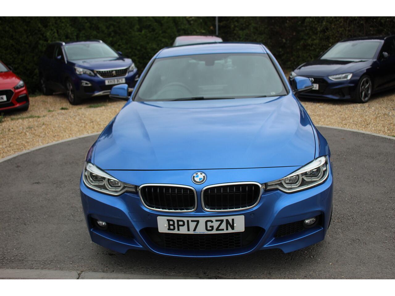 BMW 3 Series view 3