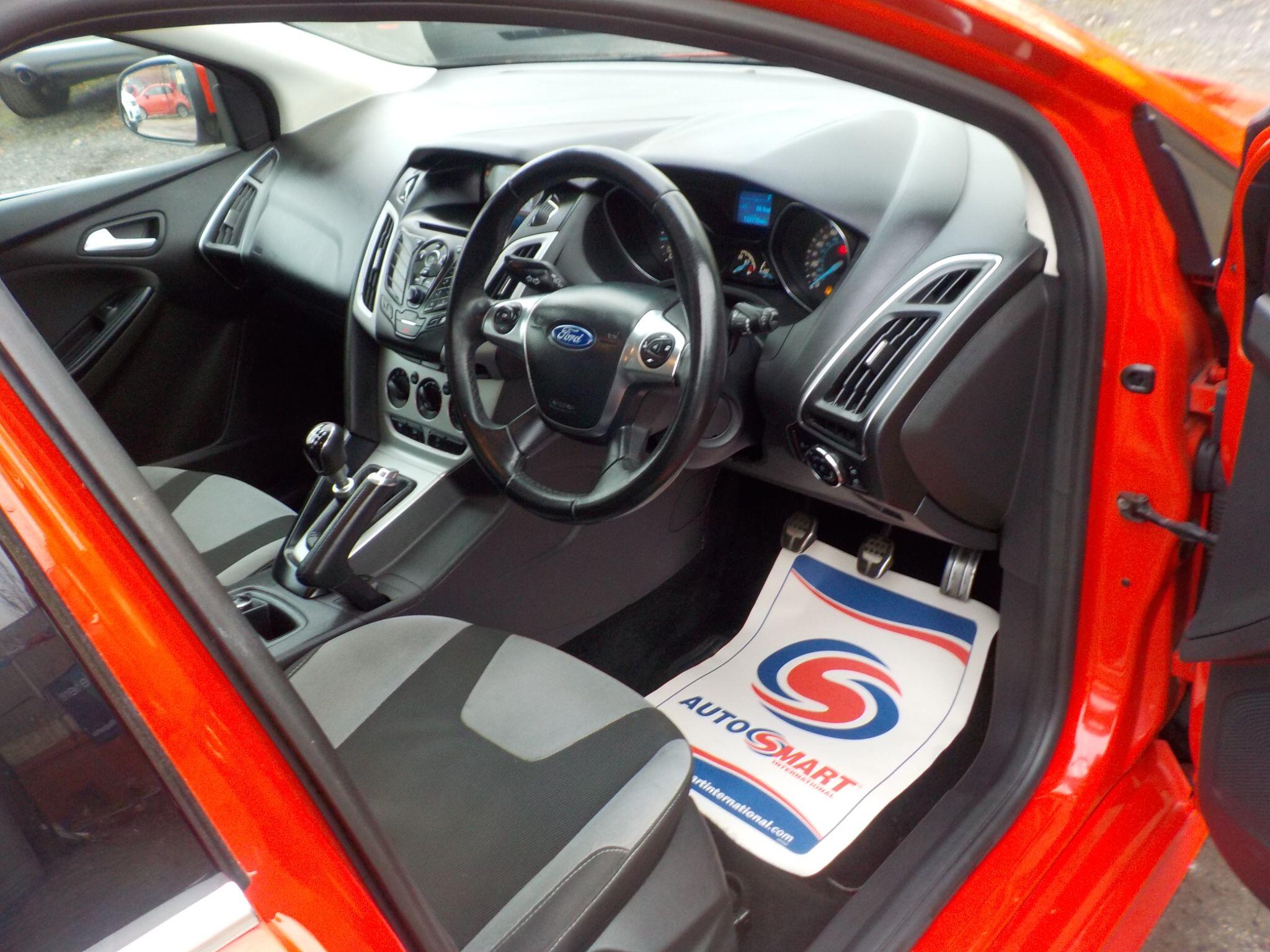 Ford Focus 1.6 TDCi Zetec S Euro 5 (s/s) 5dr