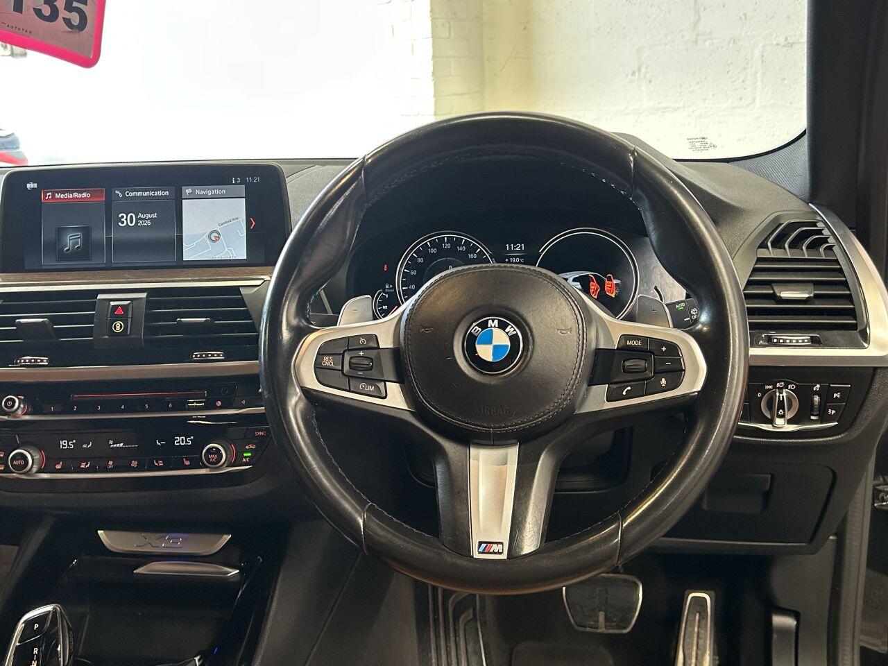 BMW X3 view 34