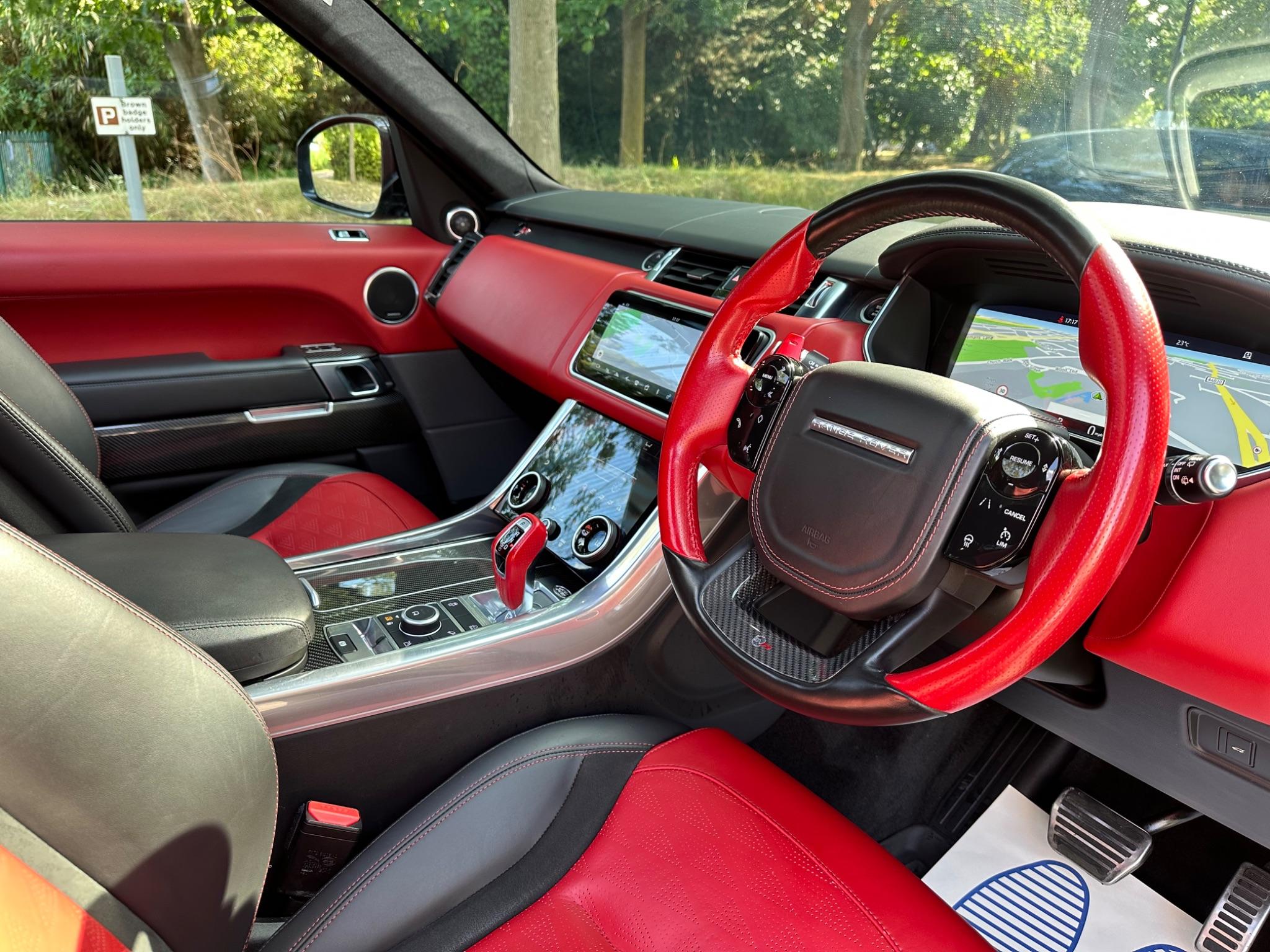 Land Rover Range Rover Sport view 2