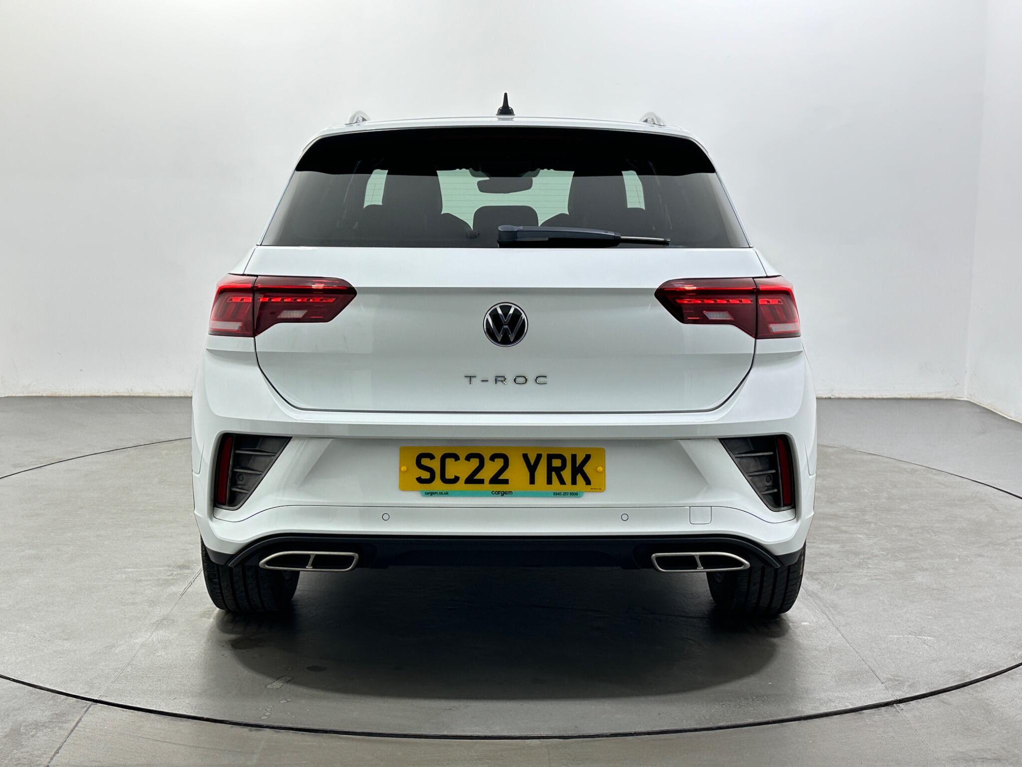 Volkswagen T-Roc view 7