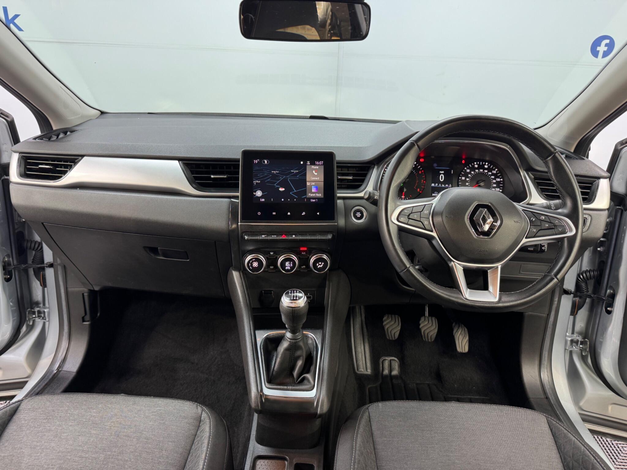 Renault Captur view 4