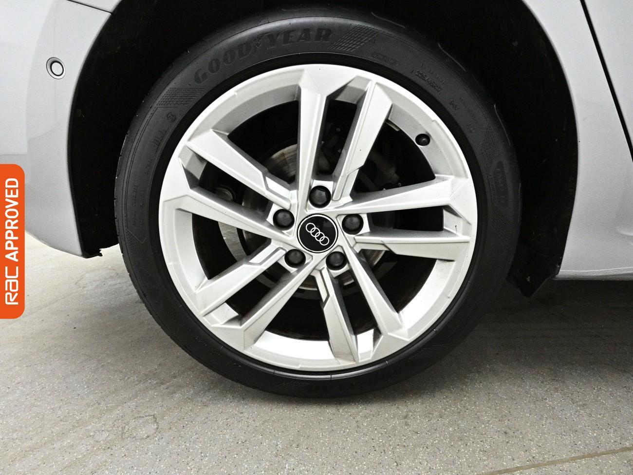 Audi A3 view 26