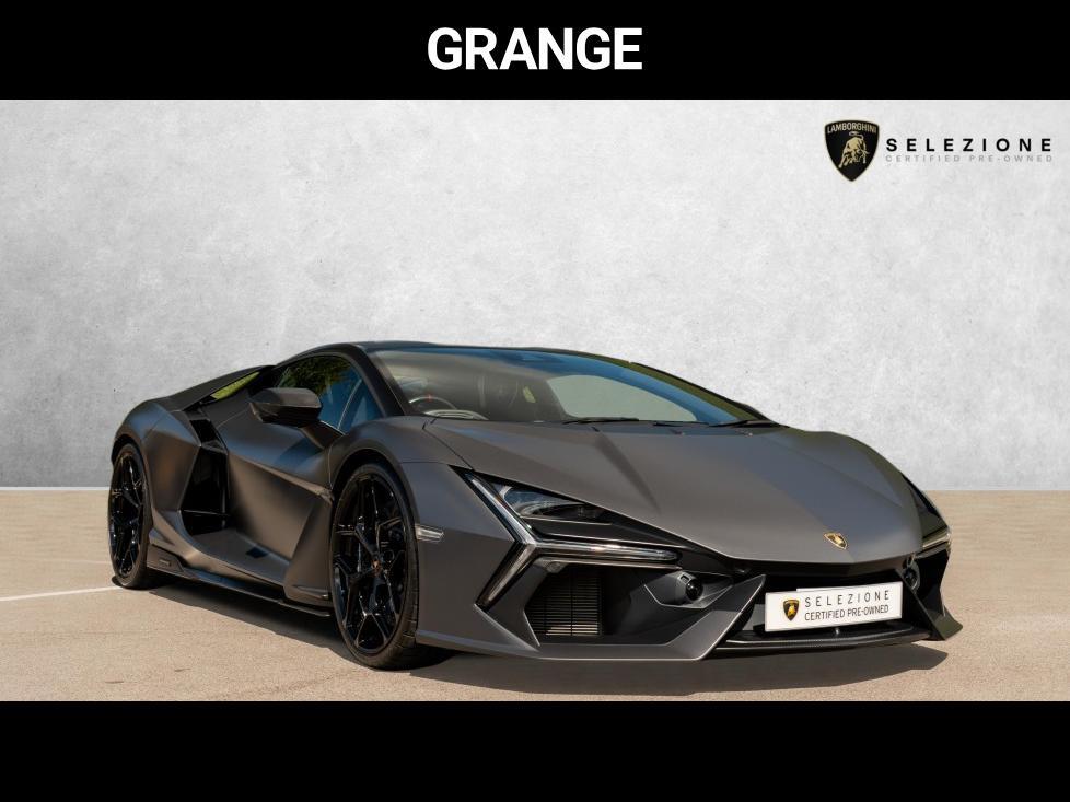 Lamborghini Revuelto