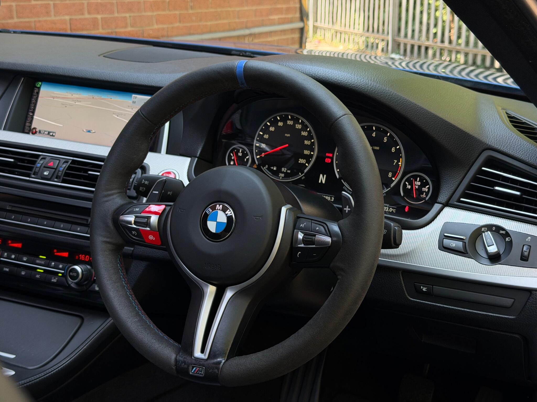 BMW M5 view 37