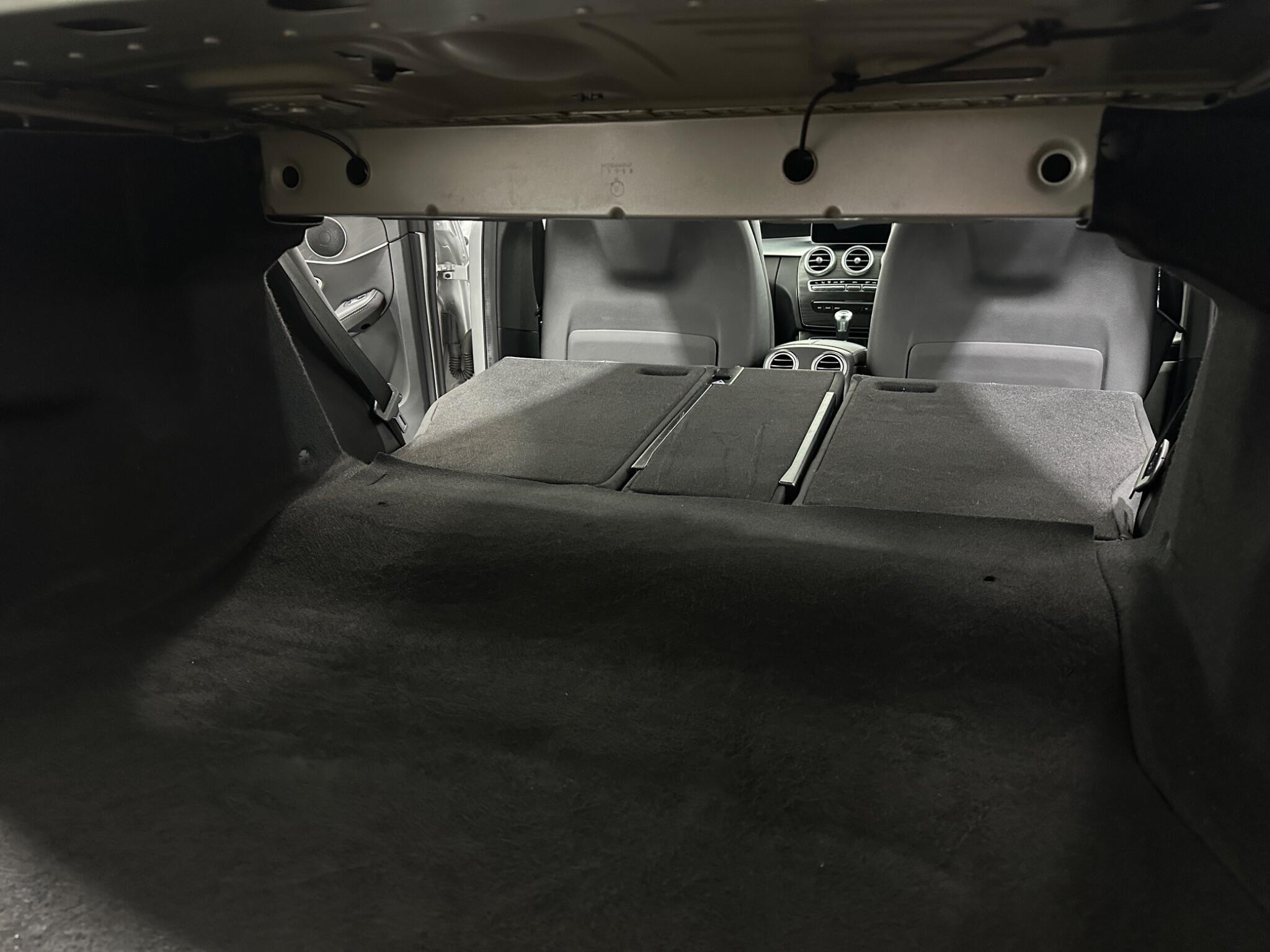 Mercedes-Benz C-Class view 45