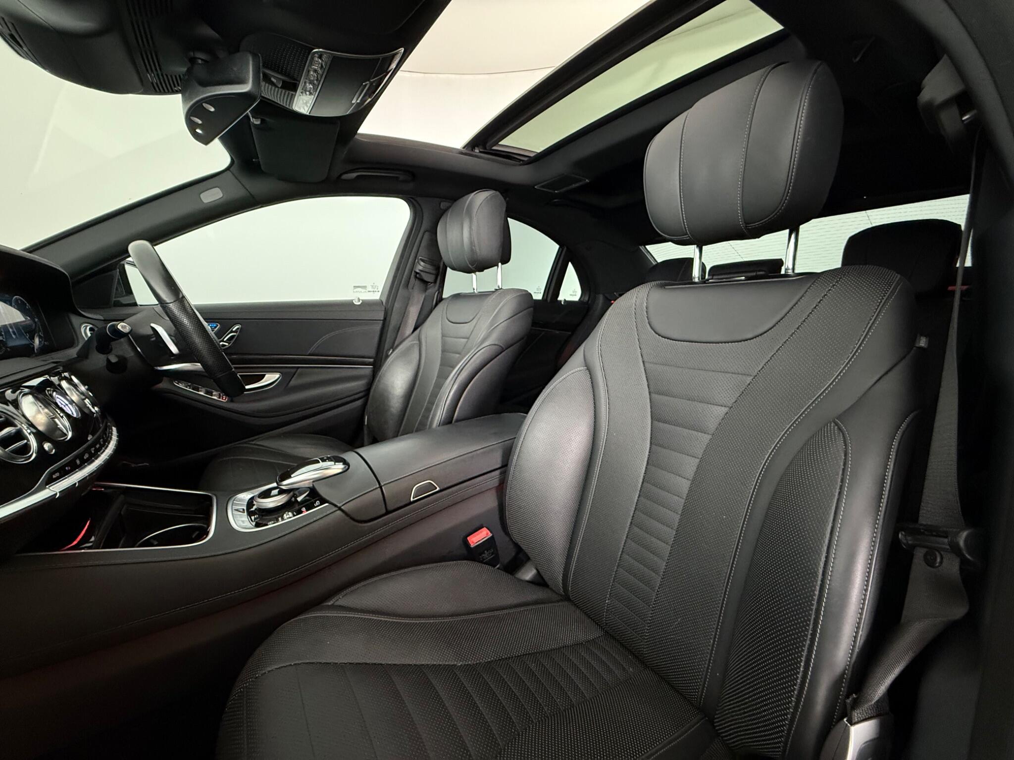 Mercedes-Benz S-Class view 34