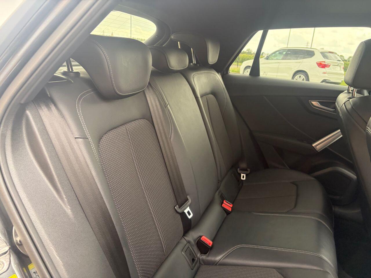 Audi SQ2 view 26