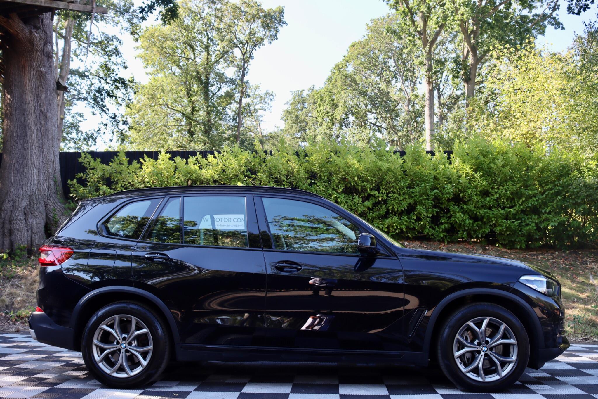 BMW X5 view 41