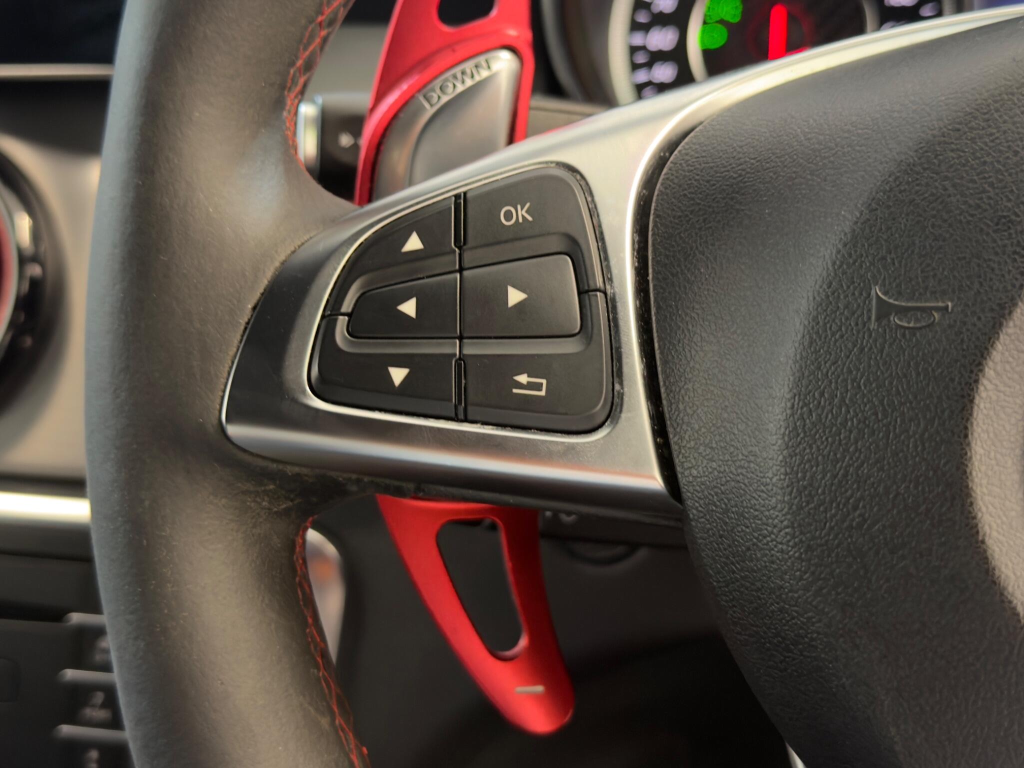 Mercedes-Benz Cla view 23