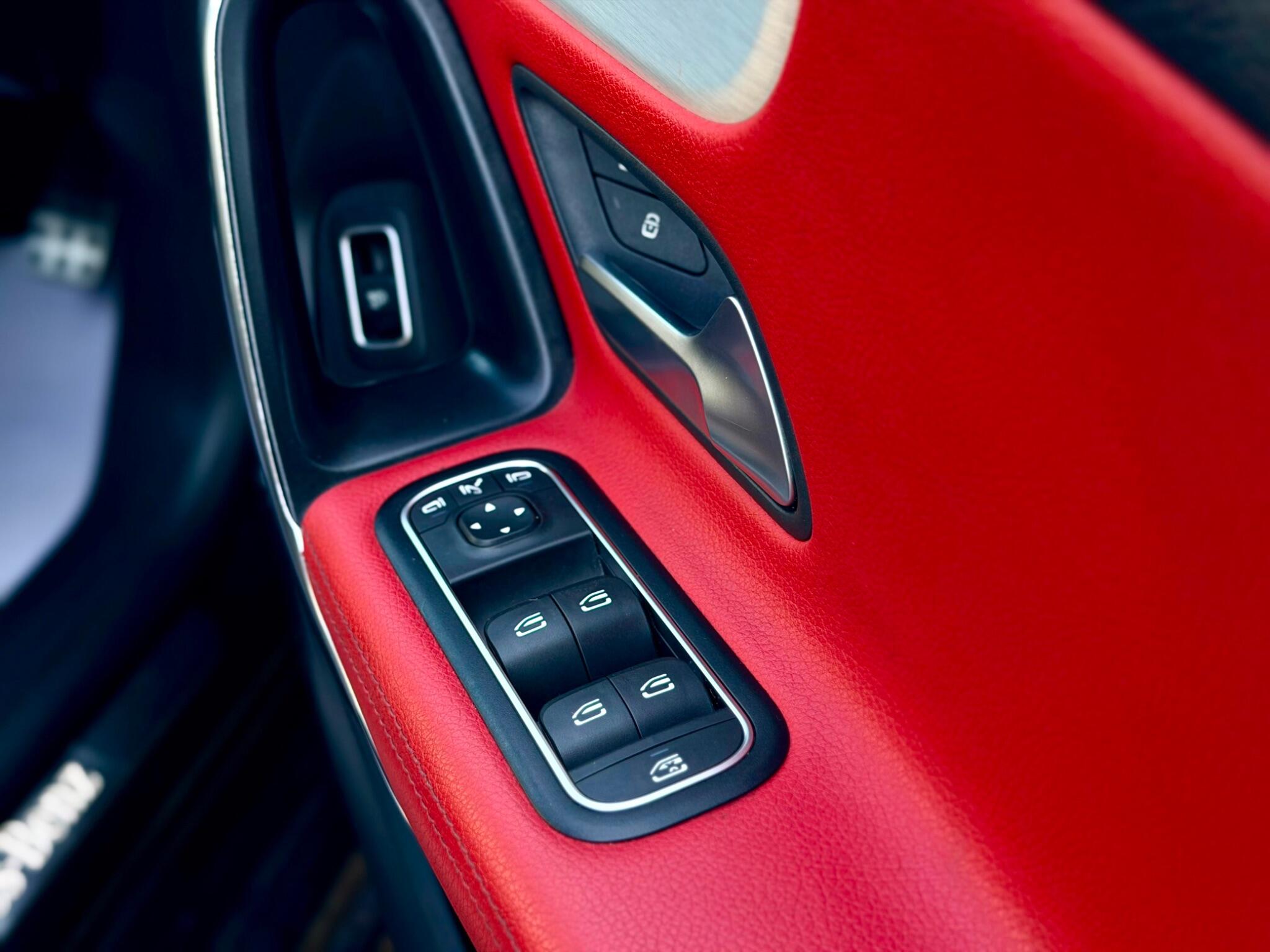 Mercedes-Benz Cla view 32