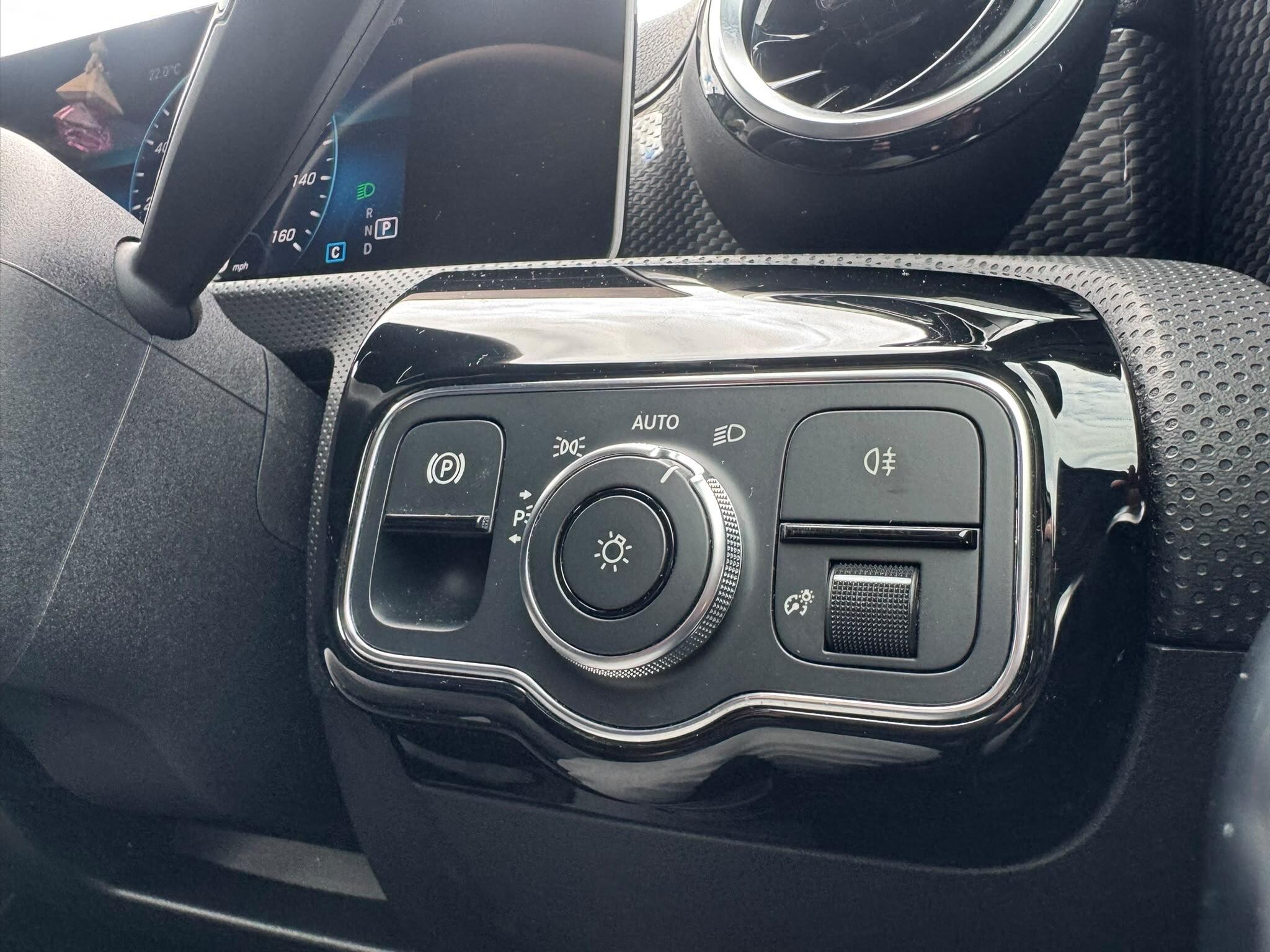 Mercedes-Benz A-Class view 56