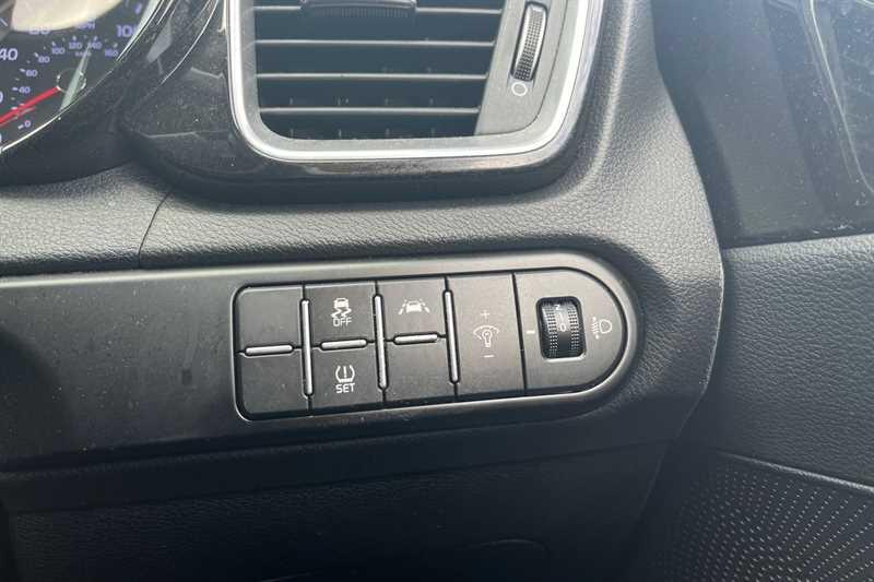 Kia Xceed view 38