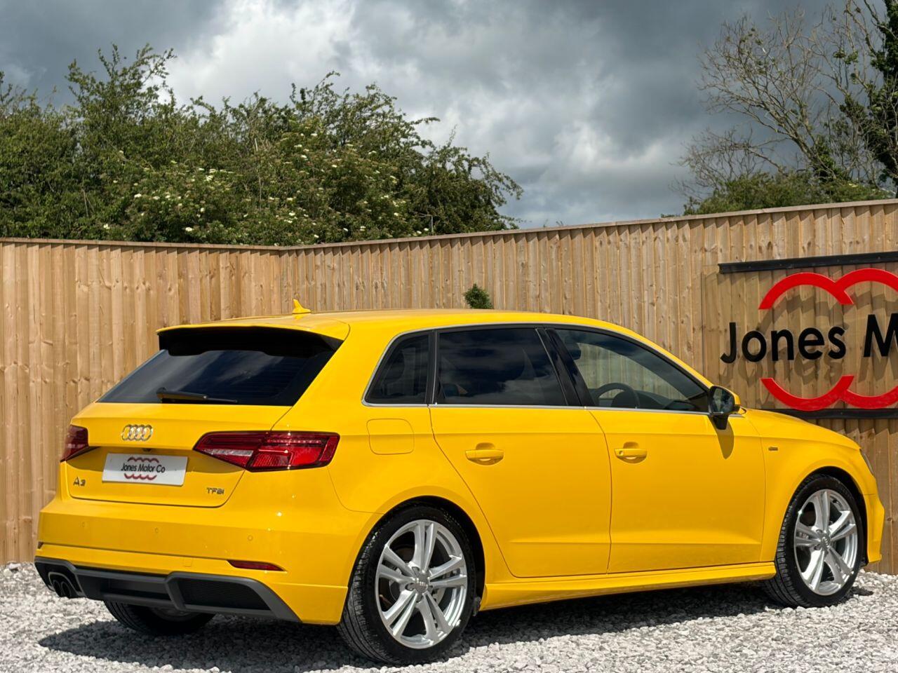 Audi A3 view 6