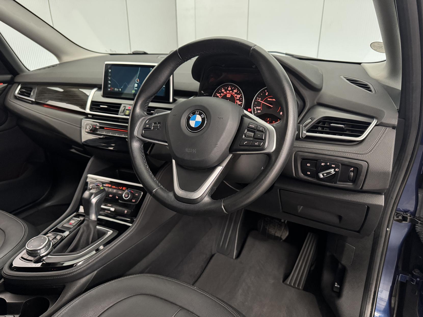 BMW 2 Series Active Tourer view 58