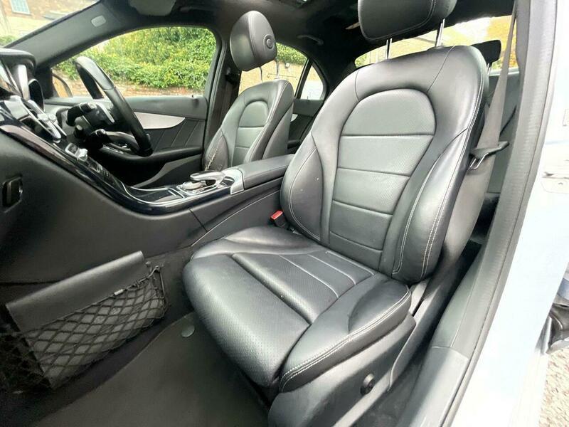 2015 Mercedes-Benz C Class image 27