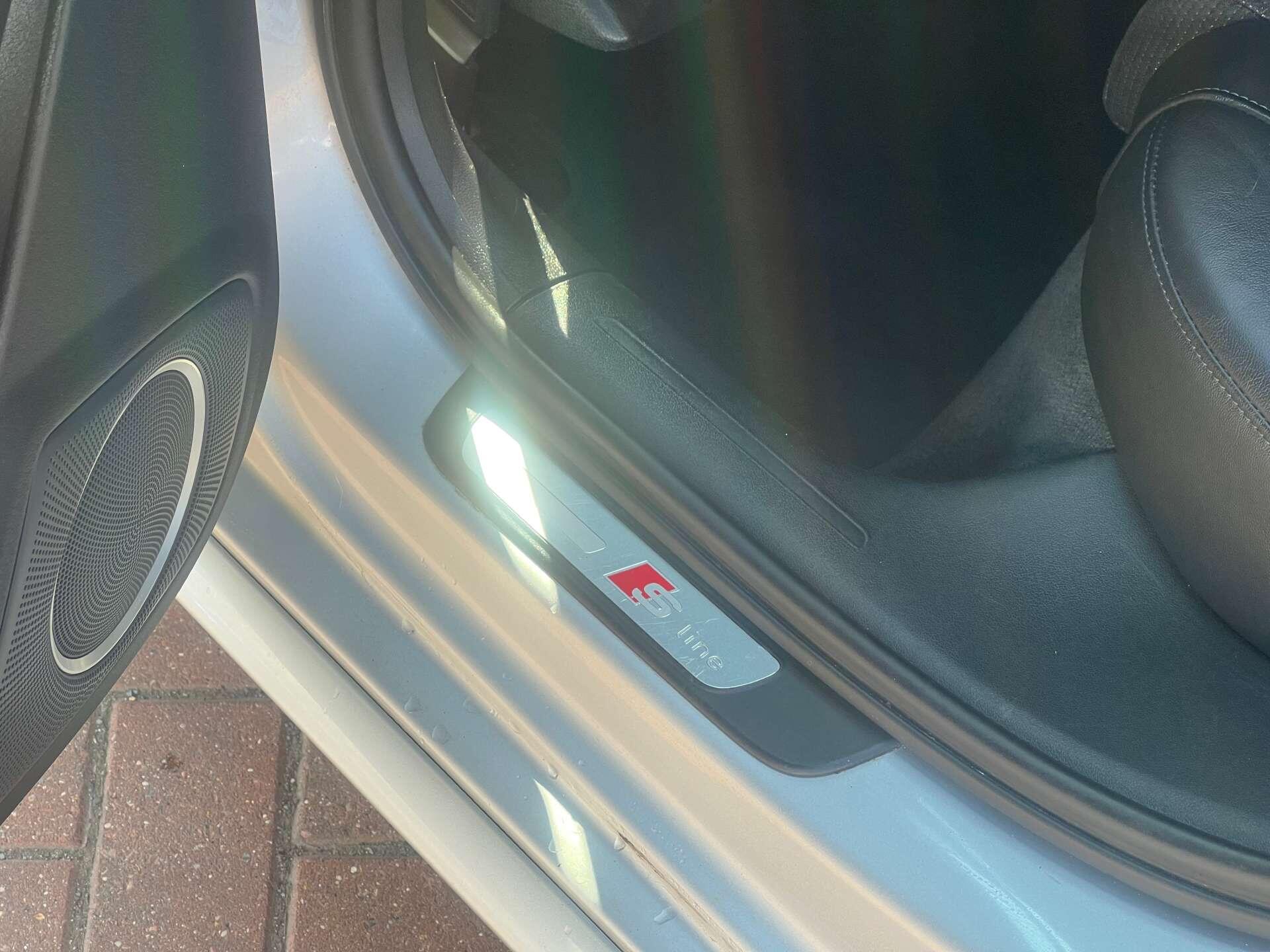 Audi A4 view 39