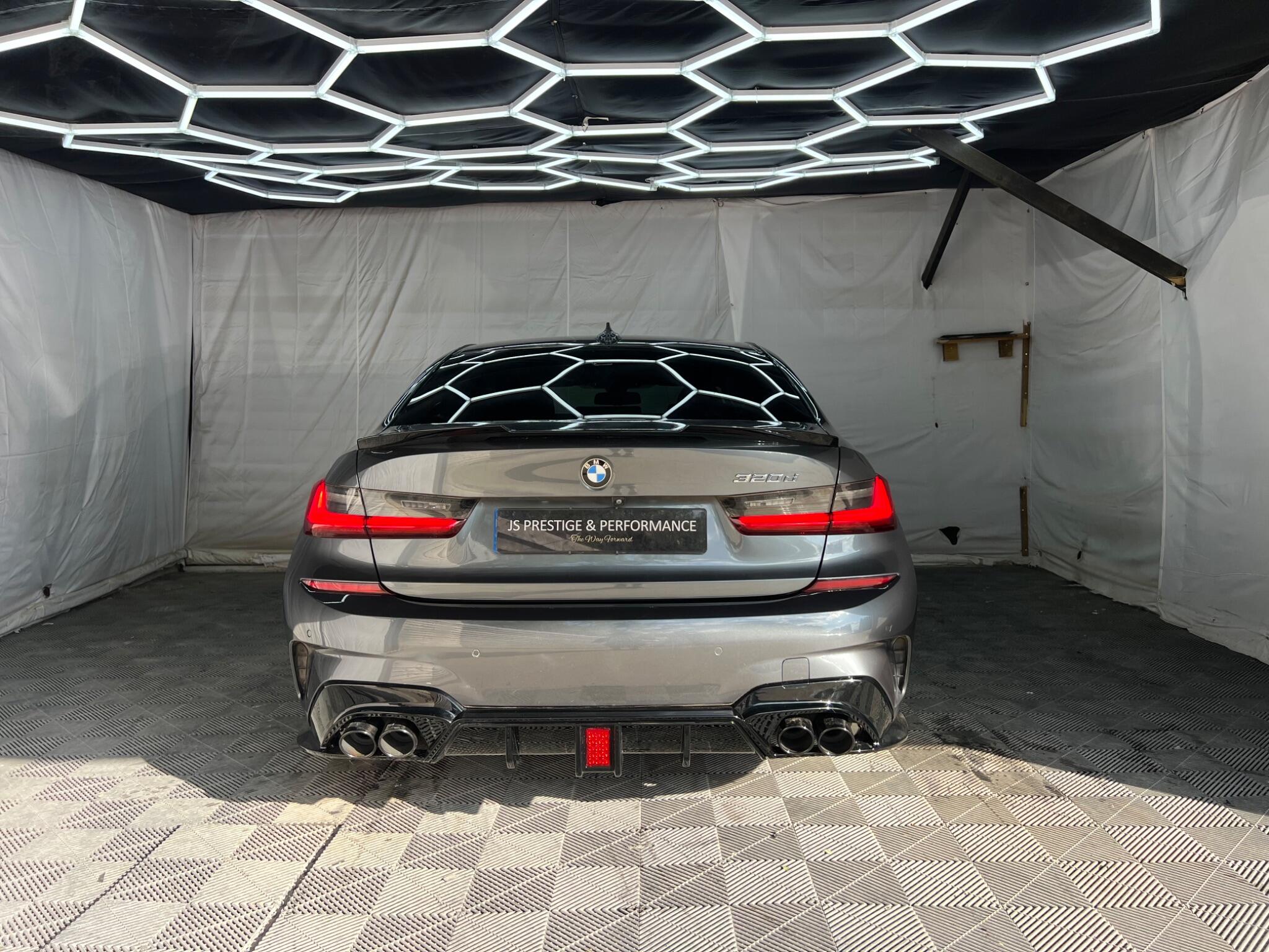 BMW 3 Series view 7