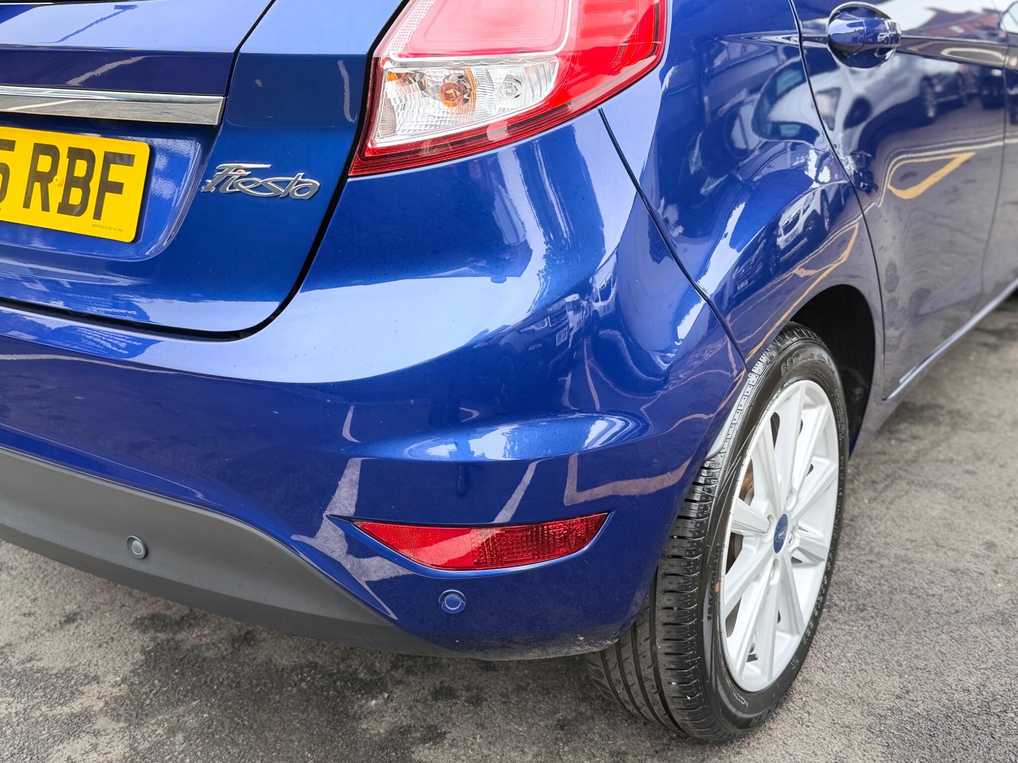 Ford Fiesta view 21