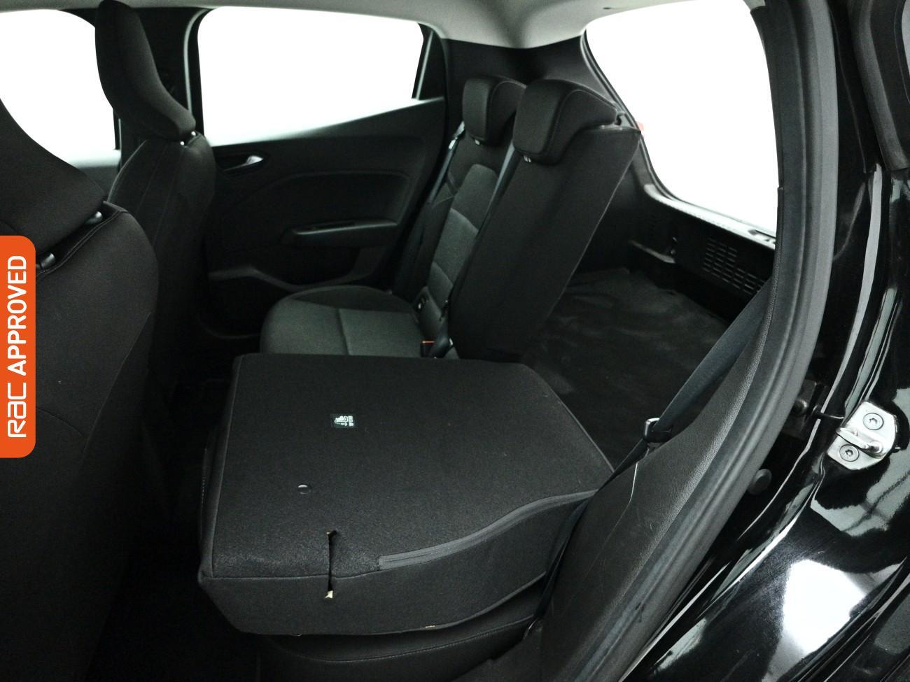 Renault Clio view 25
