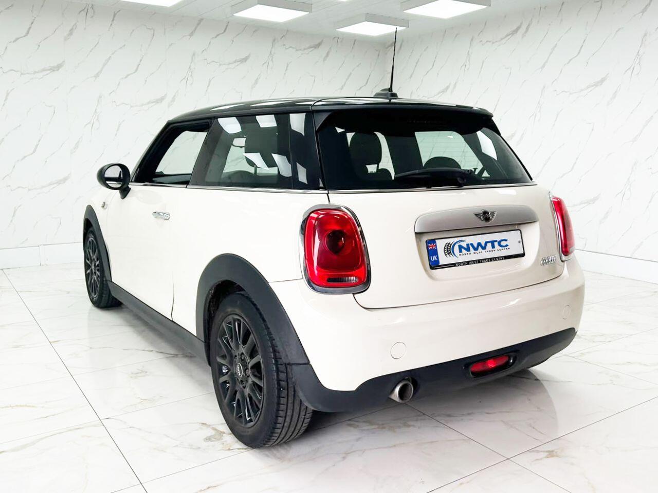 Mini Hatch view 11