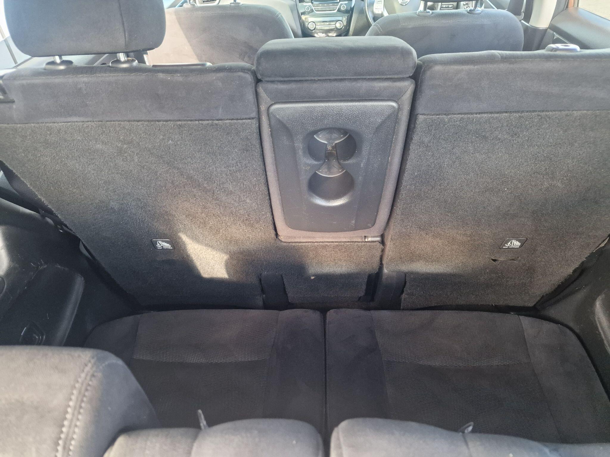 Nissan X-Trail view 37