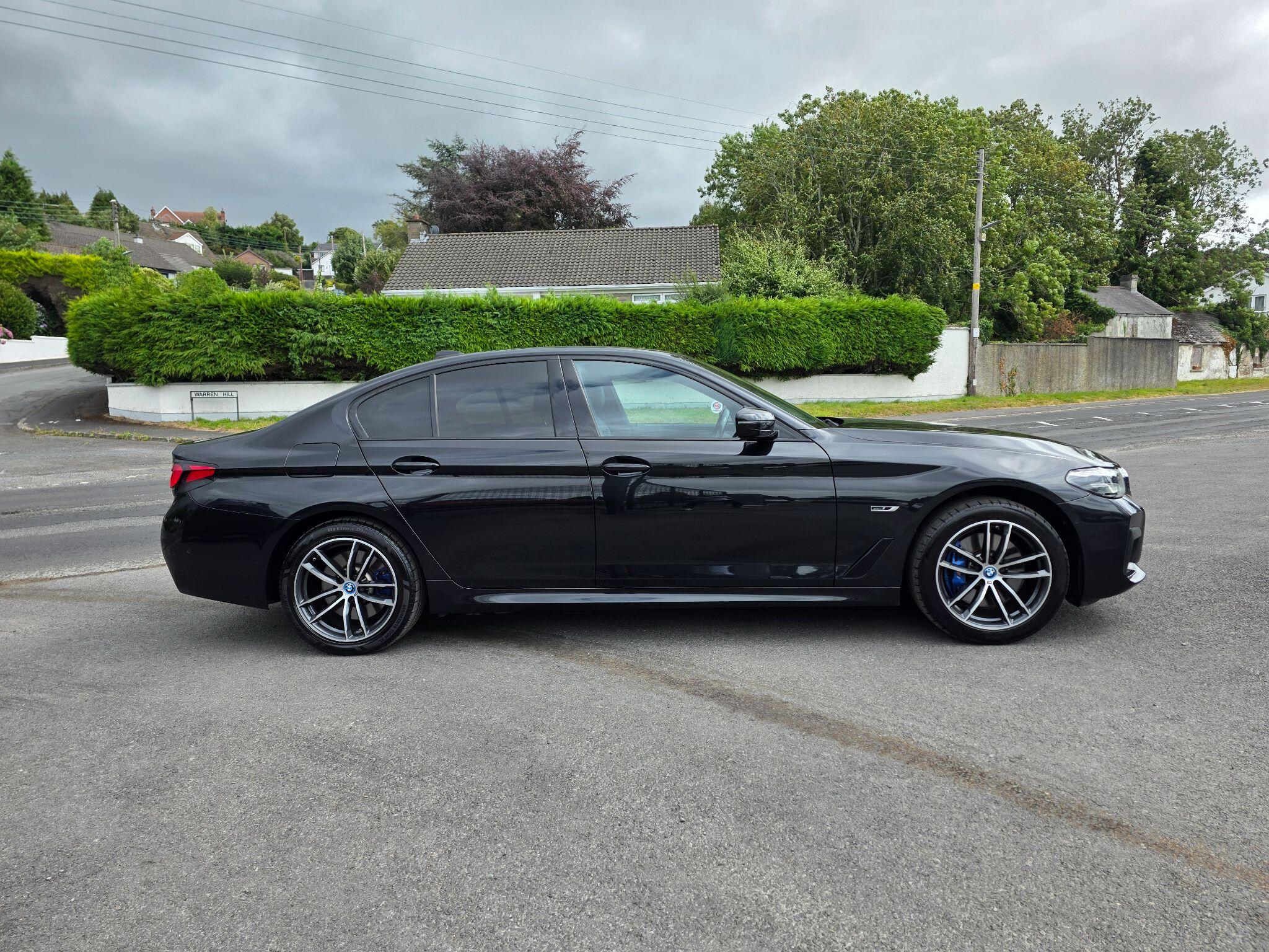 BMW 5 Series view 3