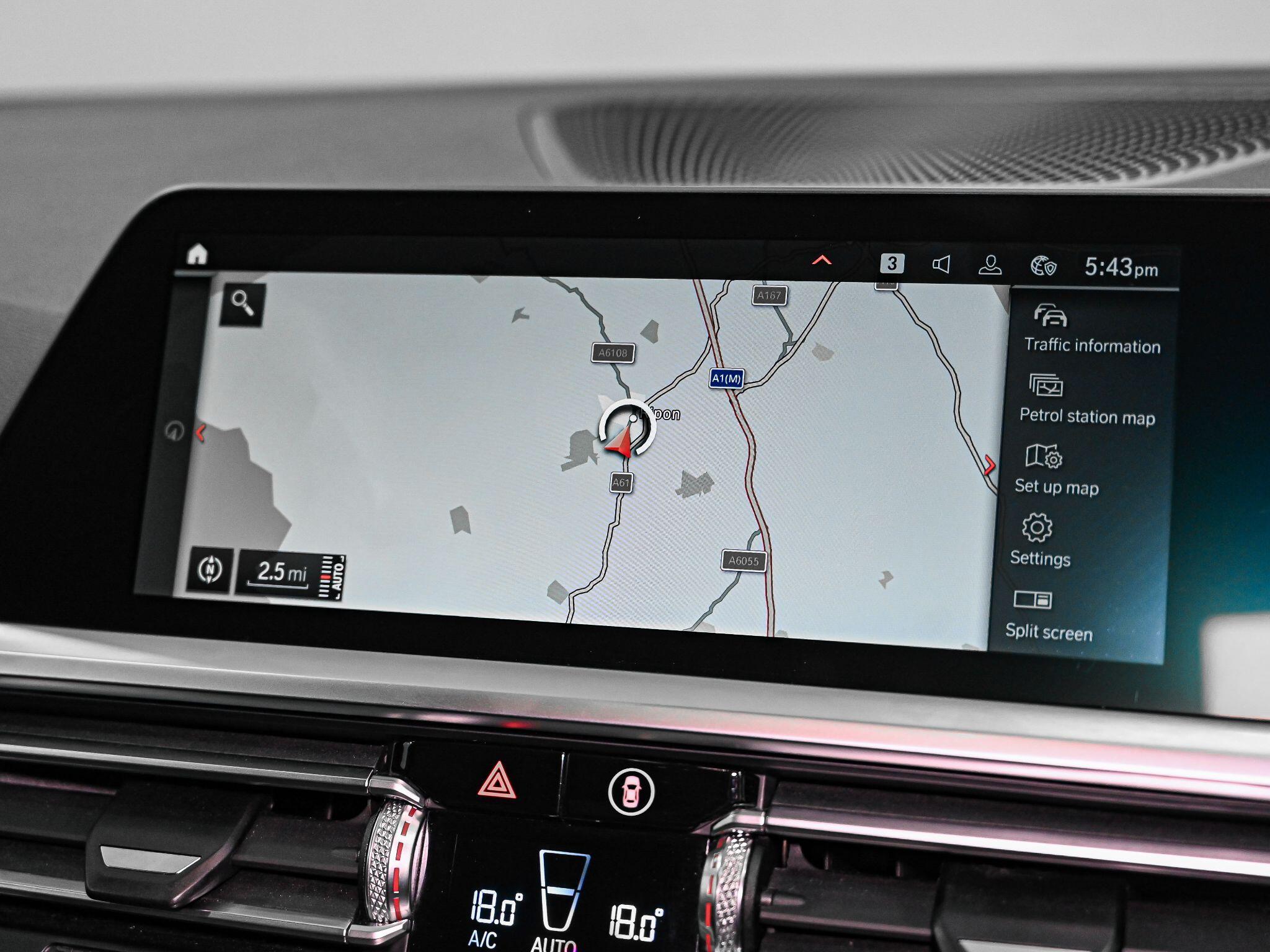 BMW 3 Series view 13
