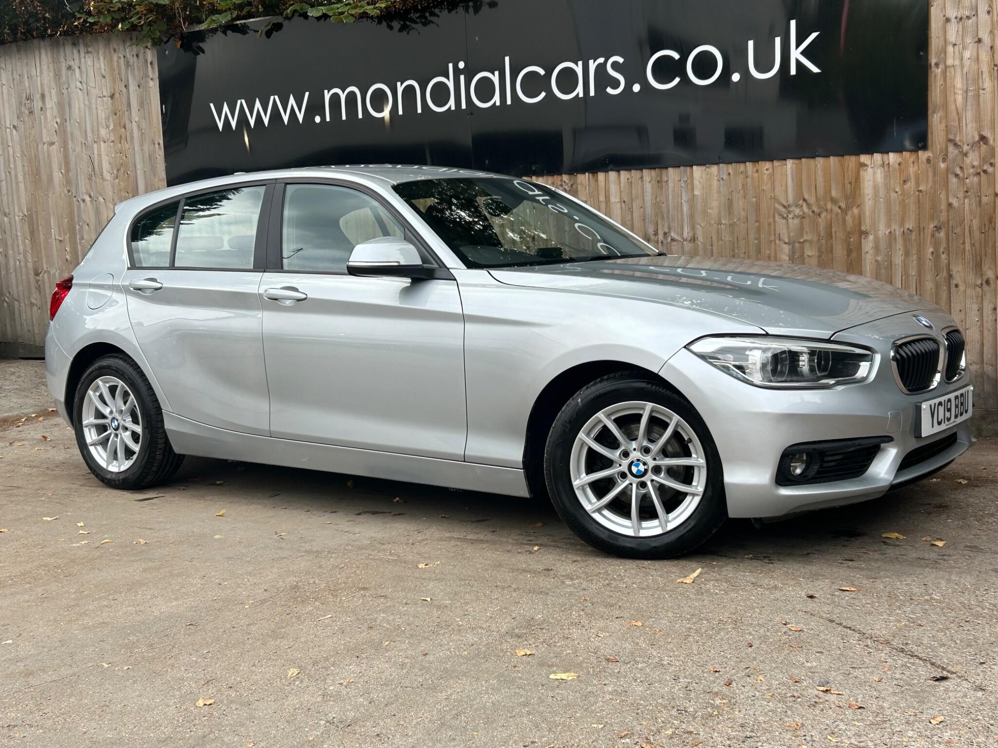 BMW 1 Series view 10