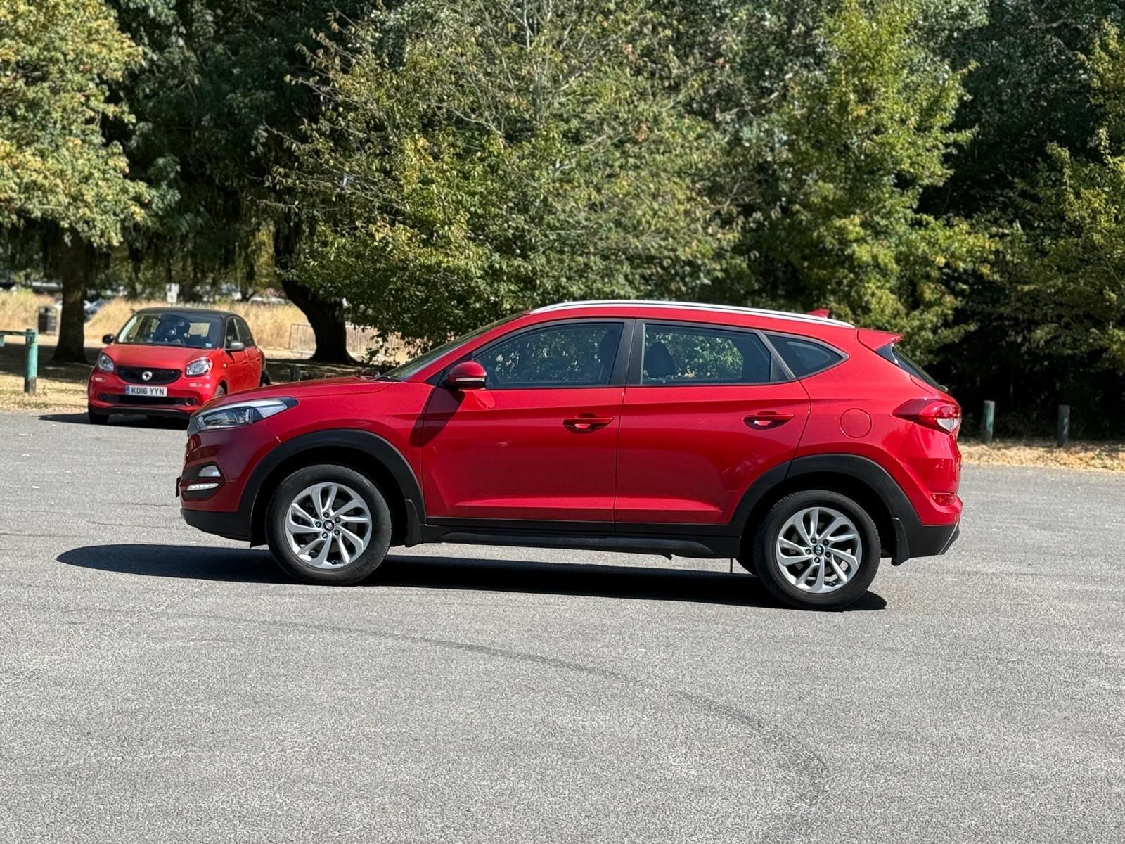 Hyundai Tucson view 16