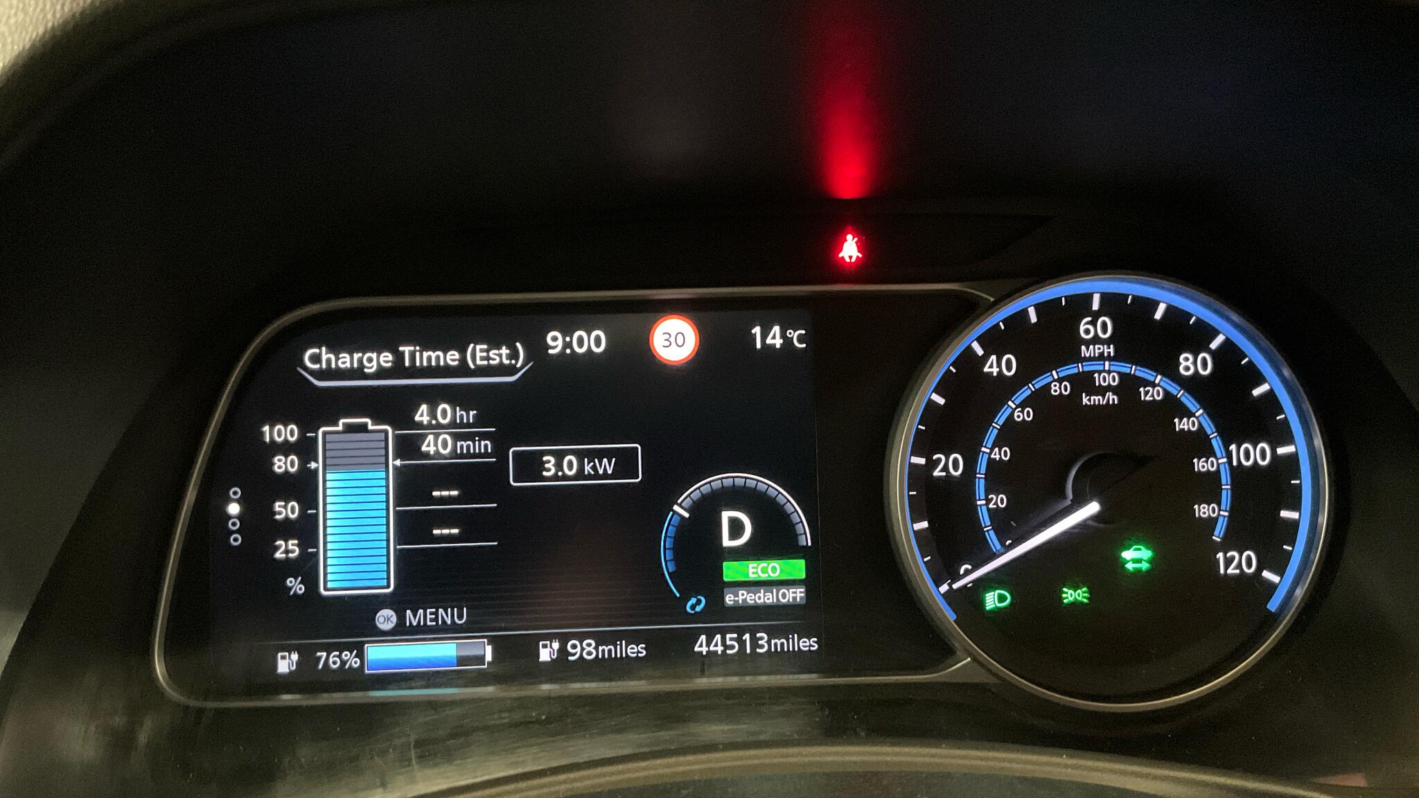Nissan Leaf view 10