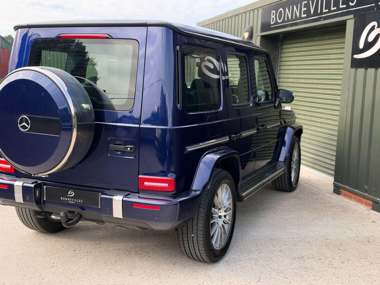 Mercedes-Benz G-Class view 26