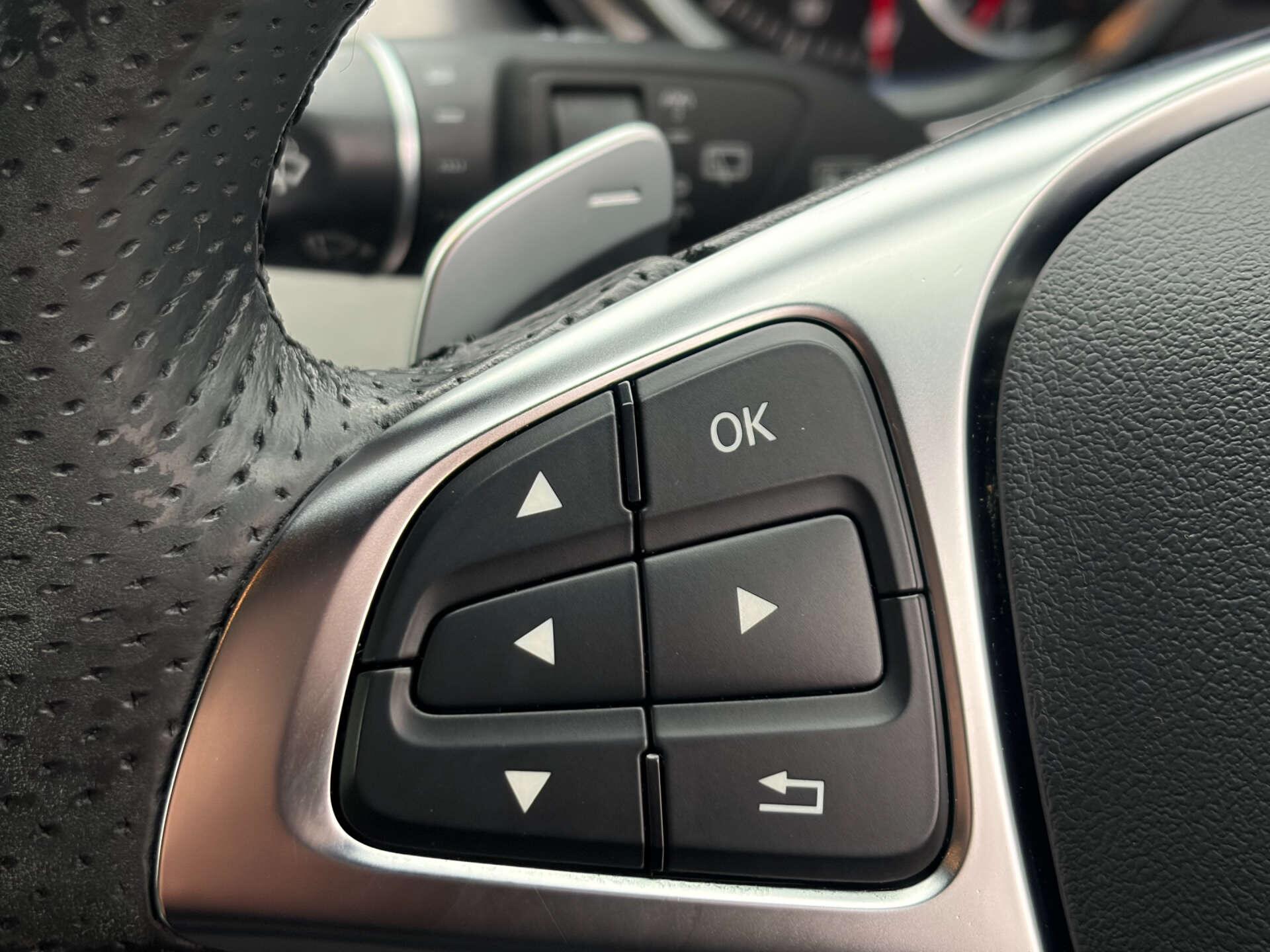 Mercedes-Benz Gle view 36
