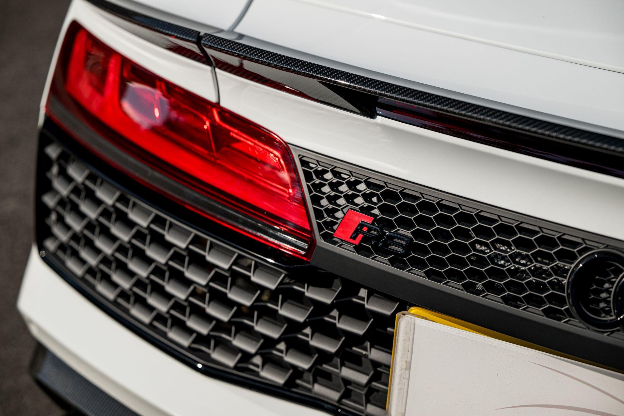 Audi R8 view 27