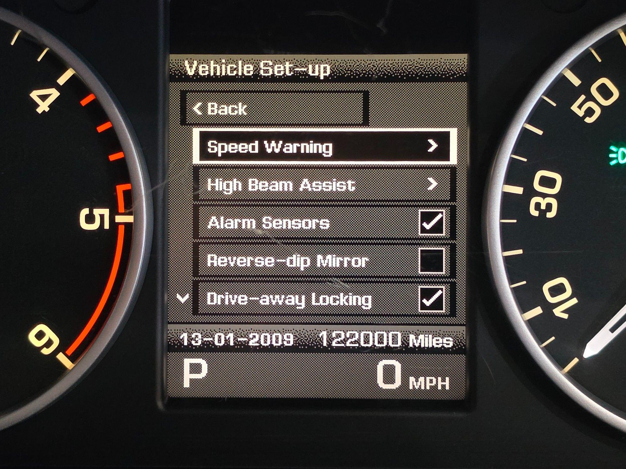 Land Rover Discovery view 90