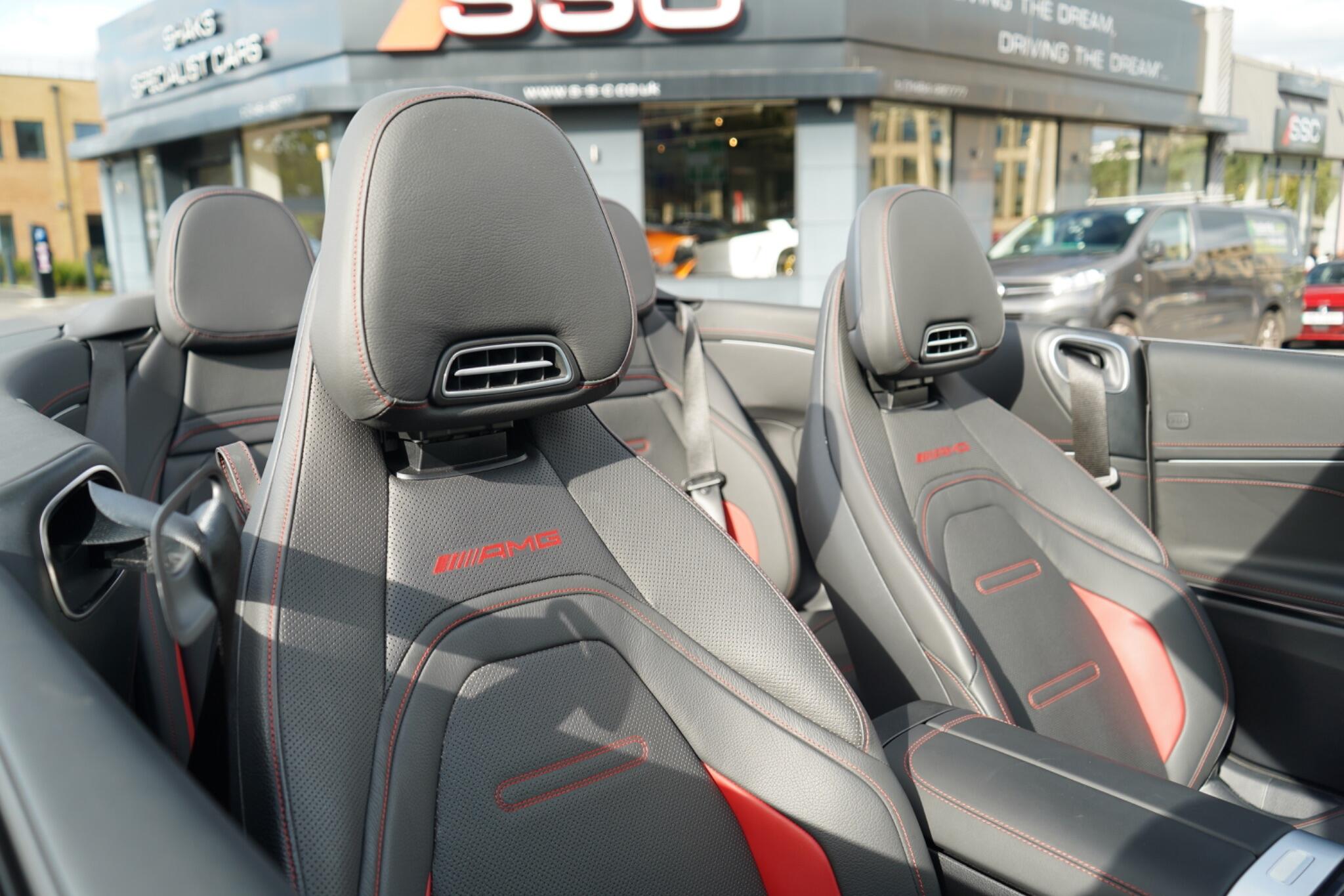 Mercedes-Benz Cle view 3
