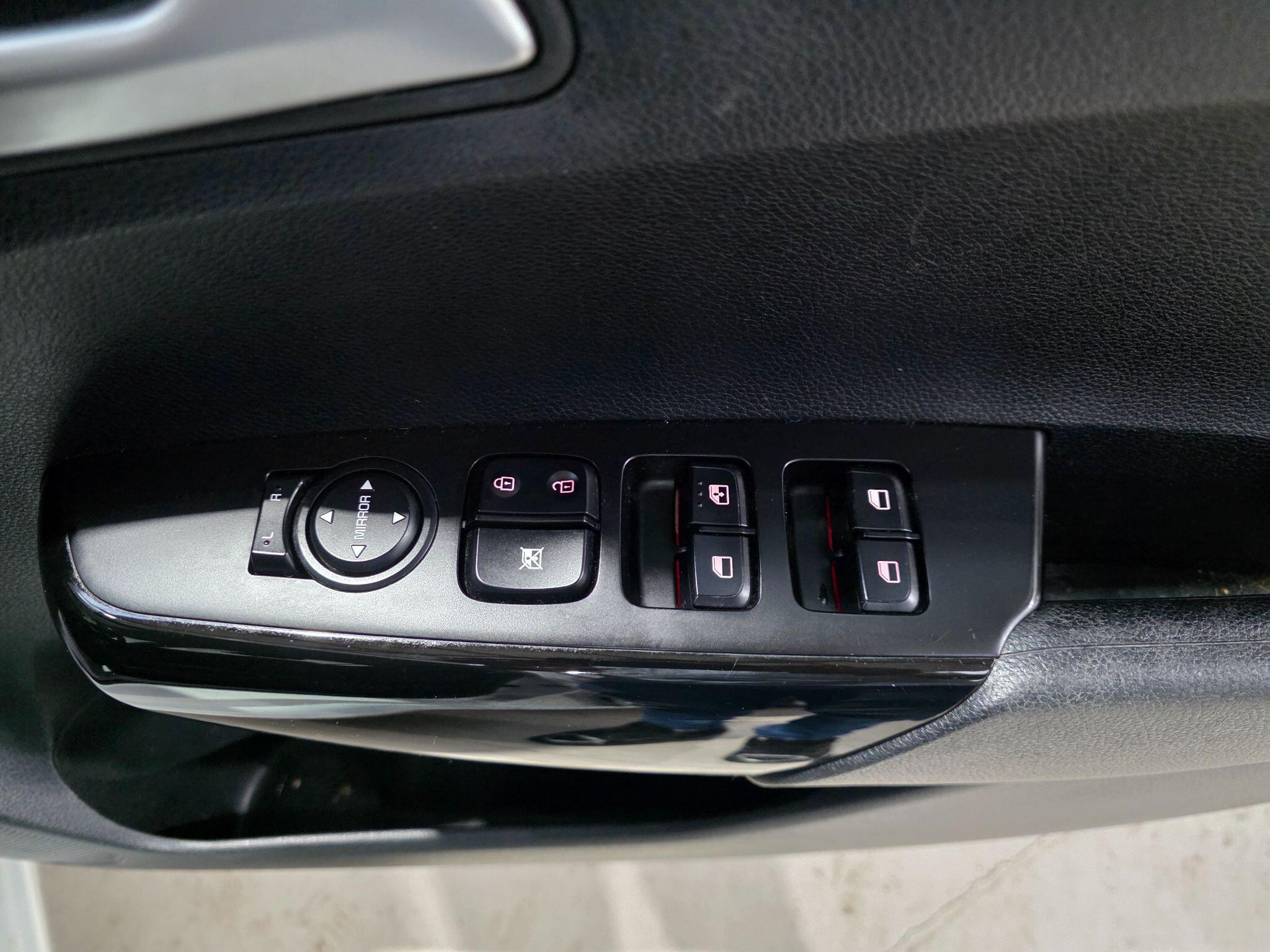 Kia Picanto view 12