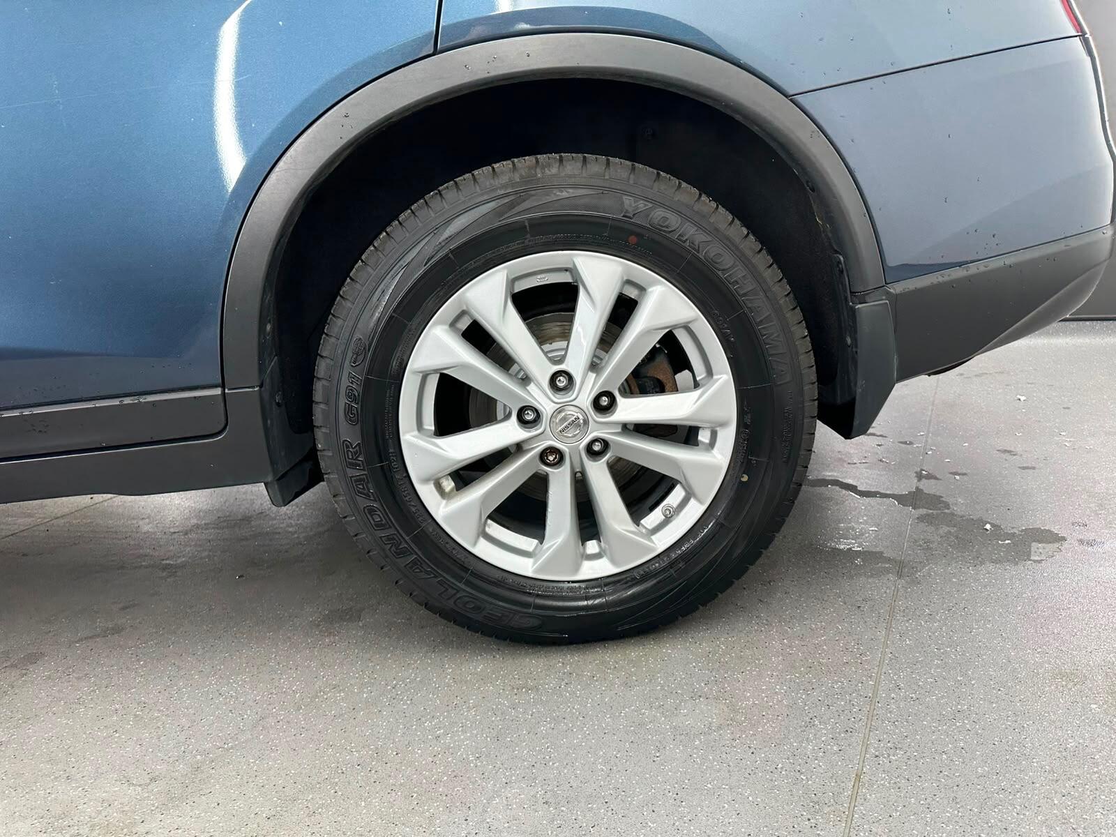 Nissan X-Trail view 23