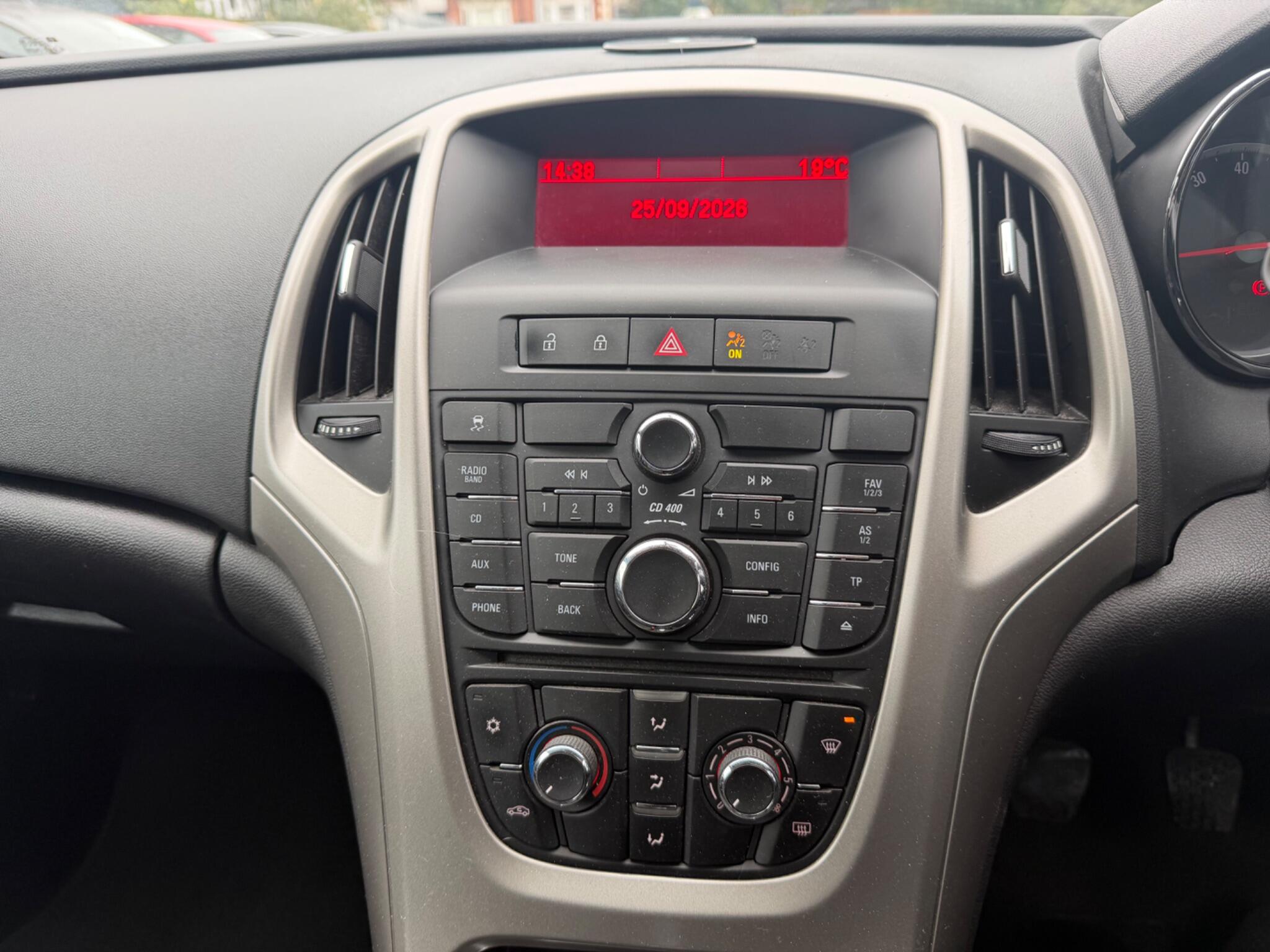 Vauxhall Astra view 37