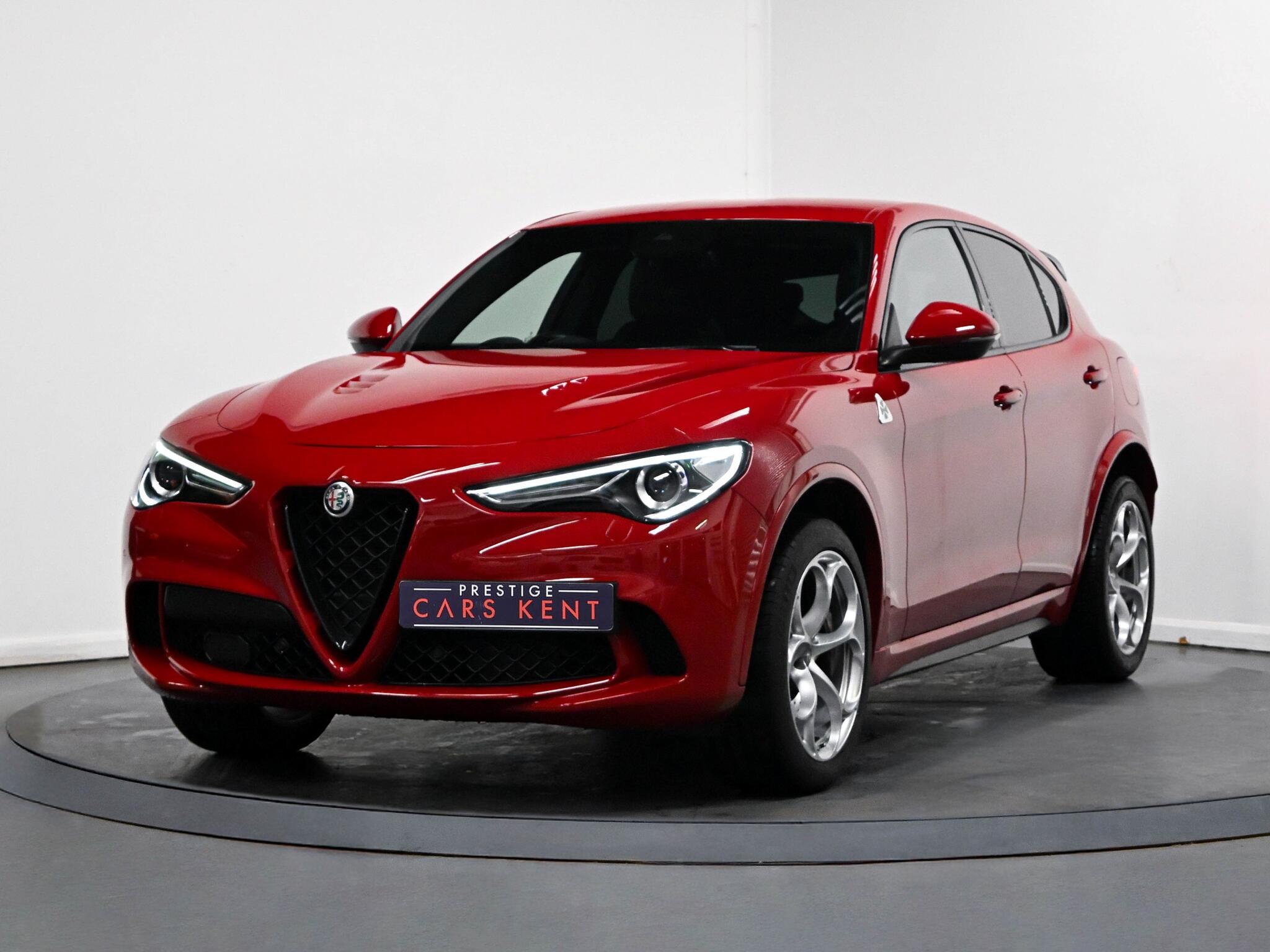 Alfa Romeo Stelvio view 6