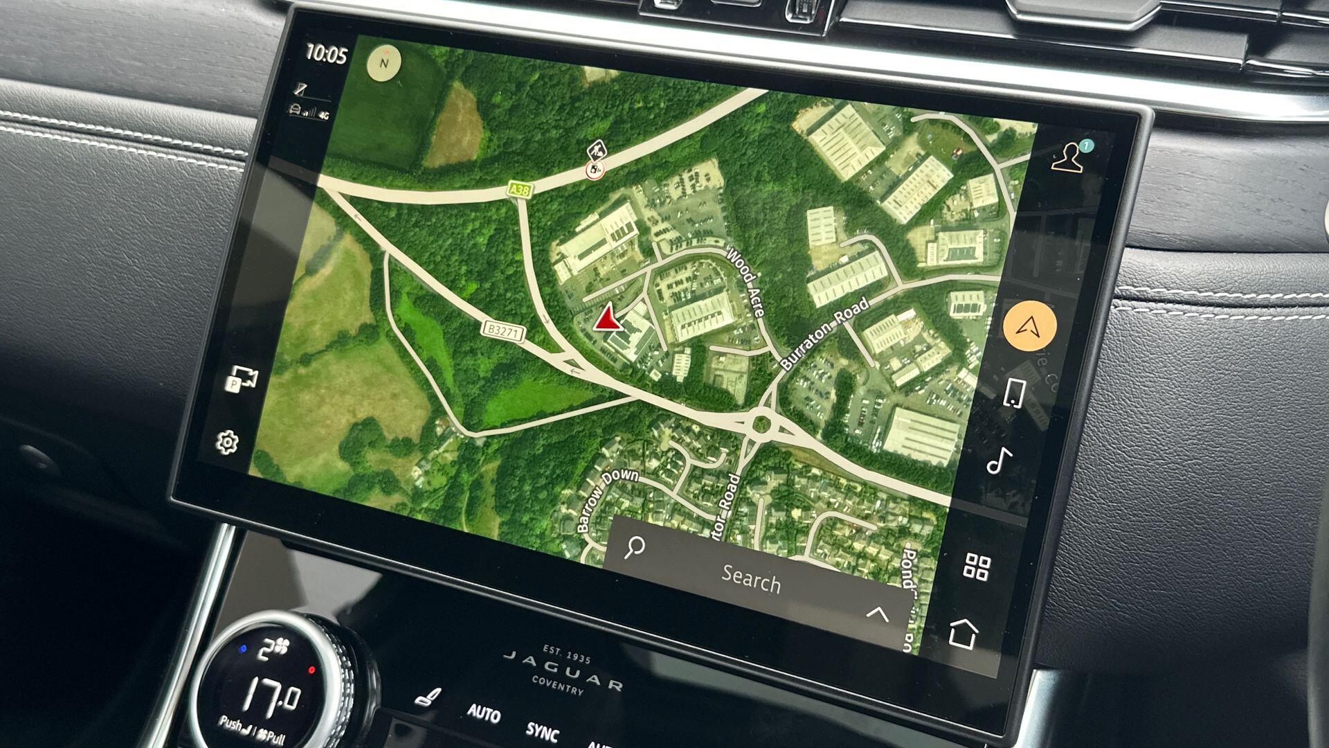 Jaguar XF view 11